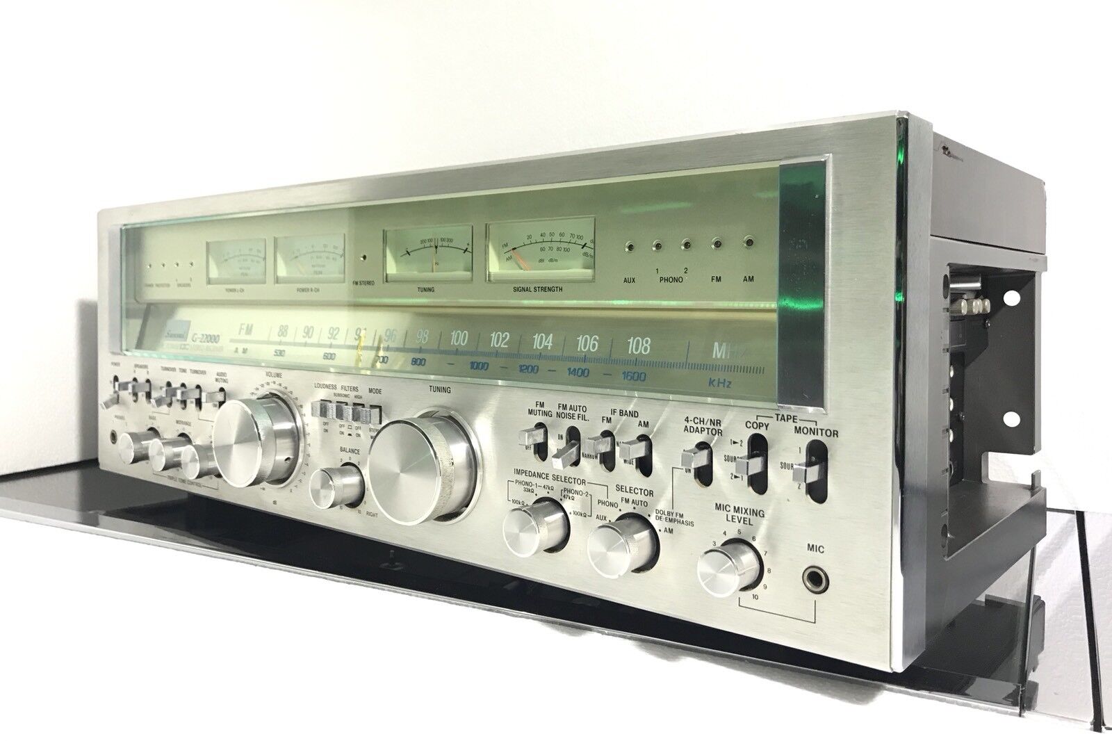 SANSUI G 22000 Stereo MONSTER Receiver 2X 220 WRMS Vintage 1978 WORK Good Look
