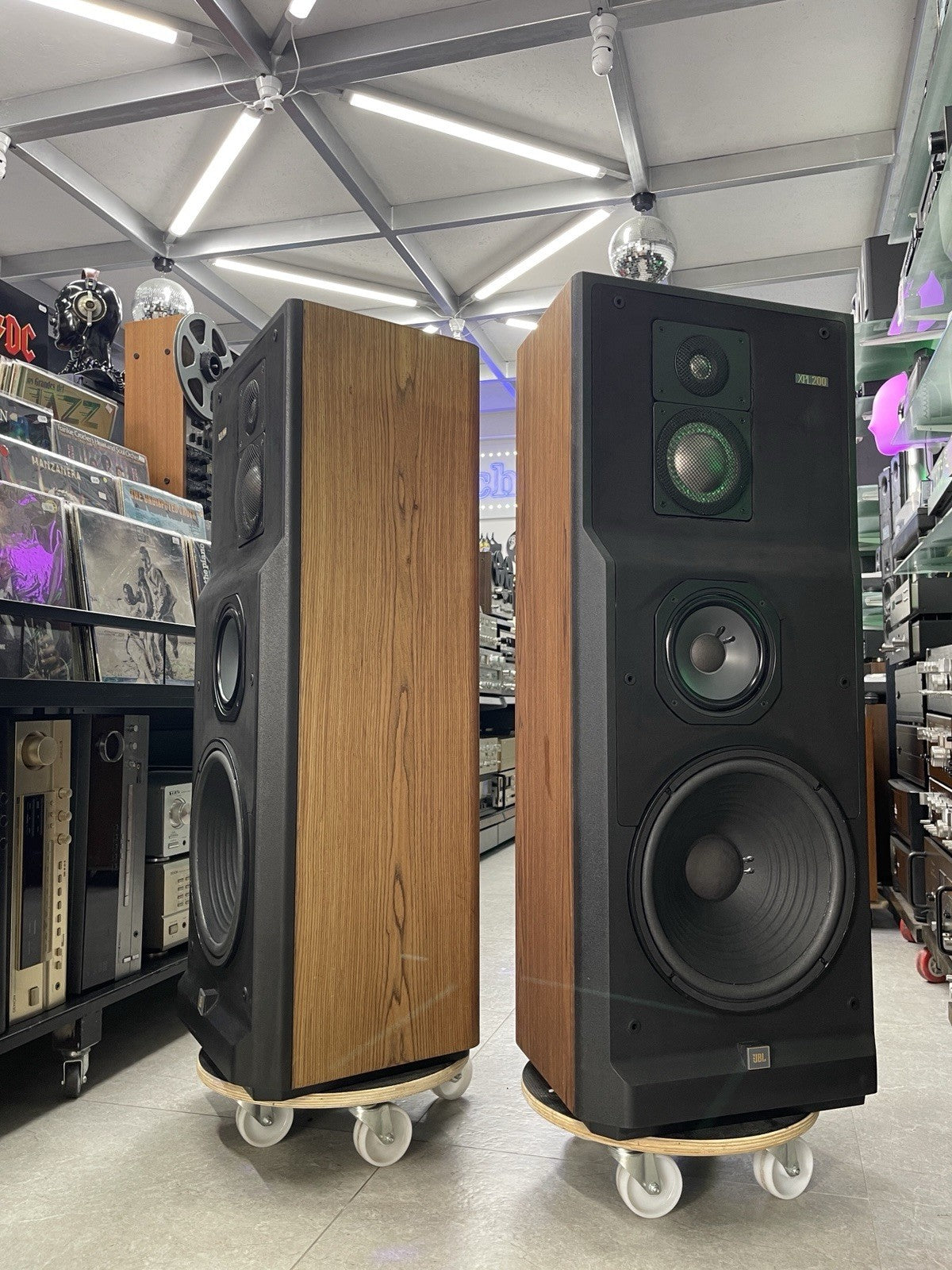 JBL XPL 200 LEGENDARY 4 Way Speakers 200 Watts RMS Vintage 1989 WORK Good Look