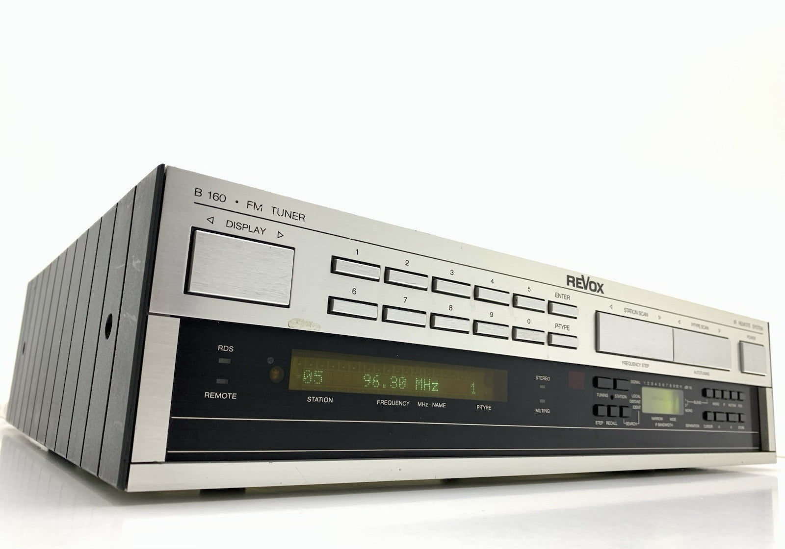 STUDER REVOX B 160 Stereo FM RDS Tuner High End Vintage 1988 WORKING Good Look