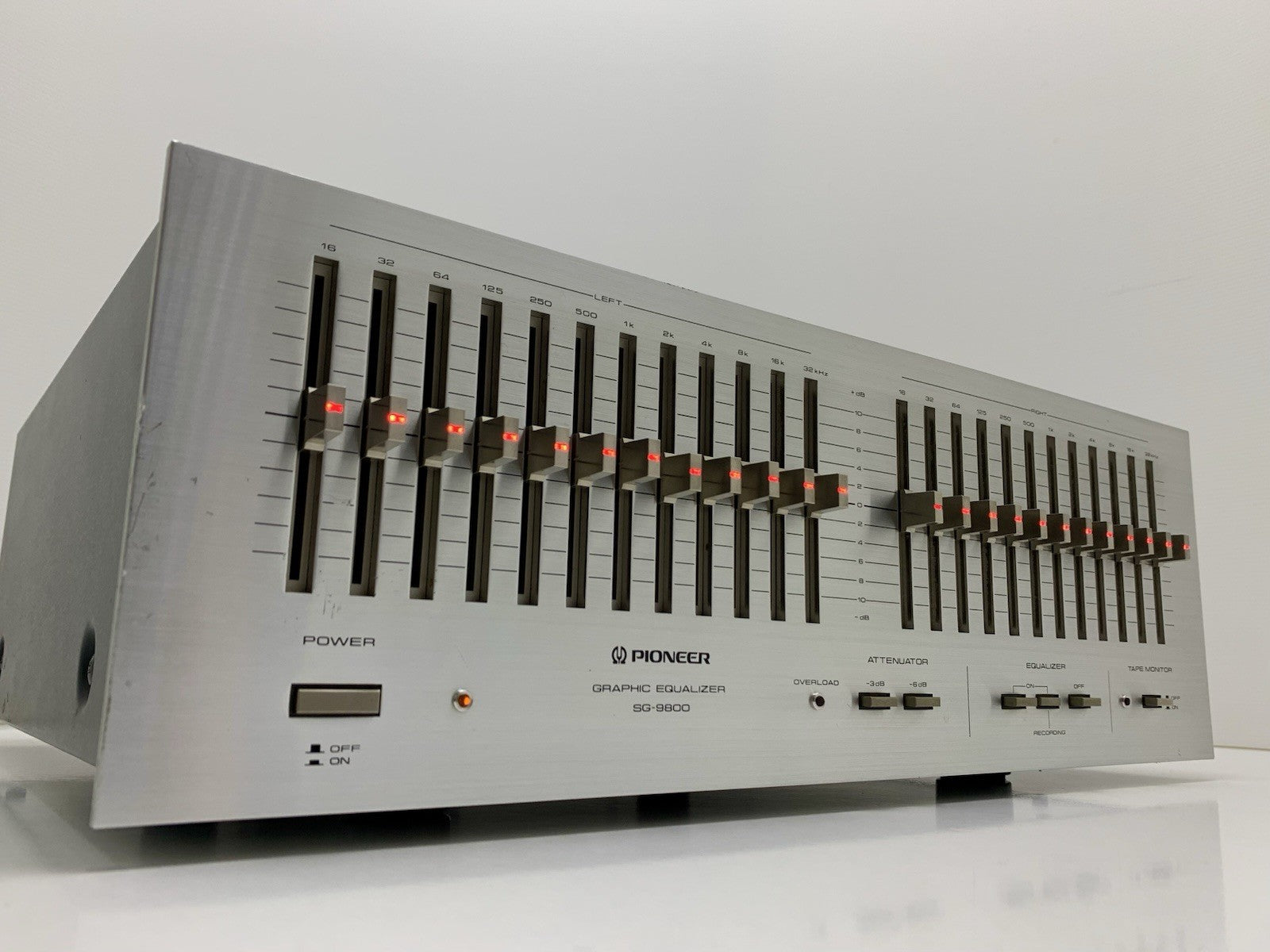 PIONEER SG 9800 Graphic Equalizer Refurbished NEW RED LED Vintage WORK Good Look