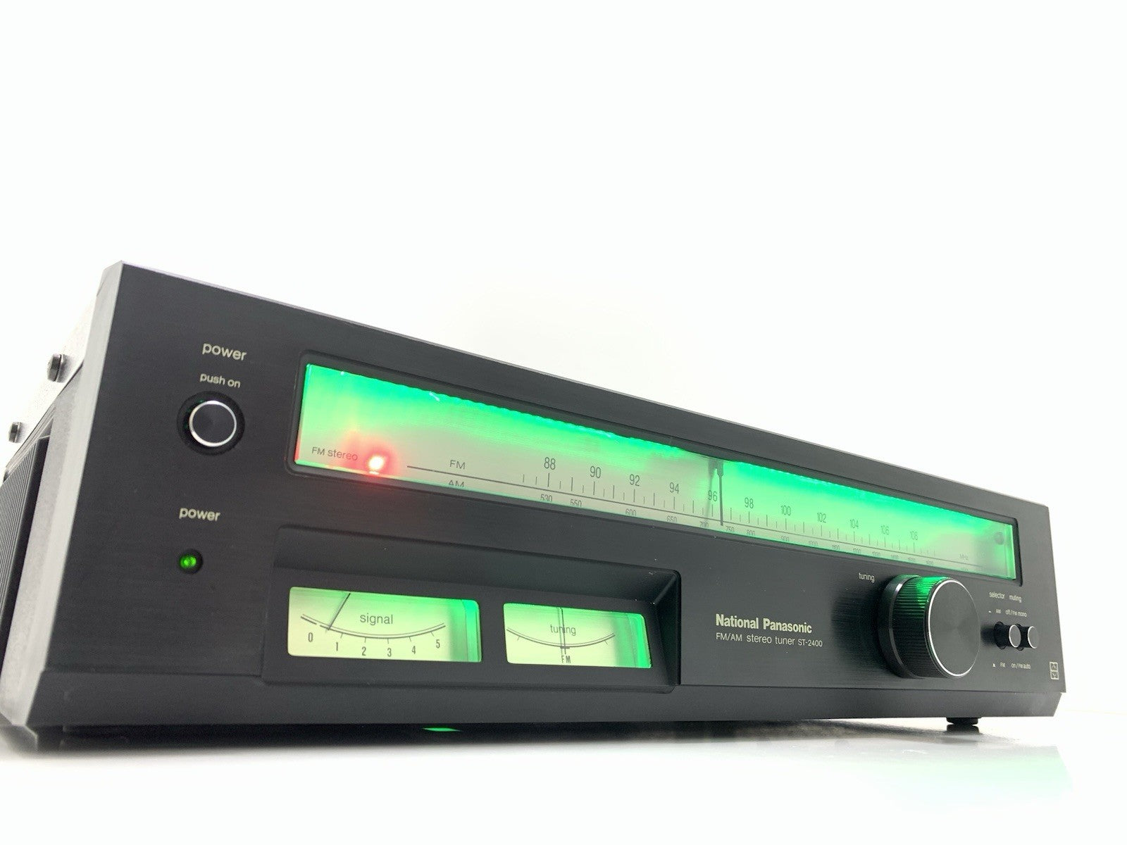 NATIONAL PANASONIC ST 2400 AM/FM Stereo Tuner Vintage 1974 Work Good Look
