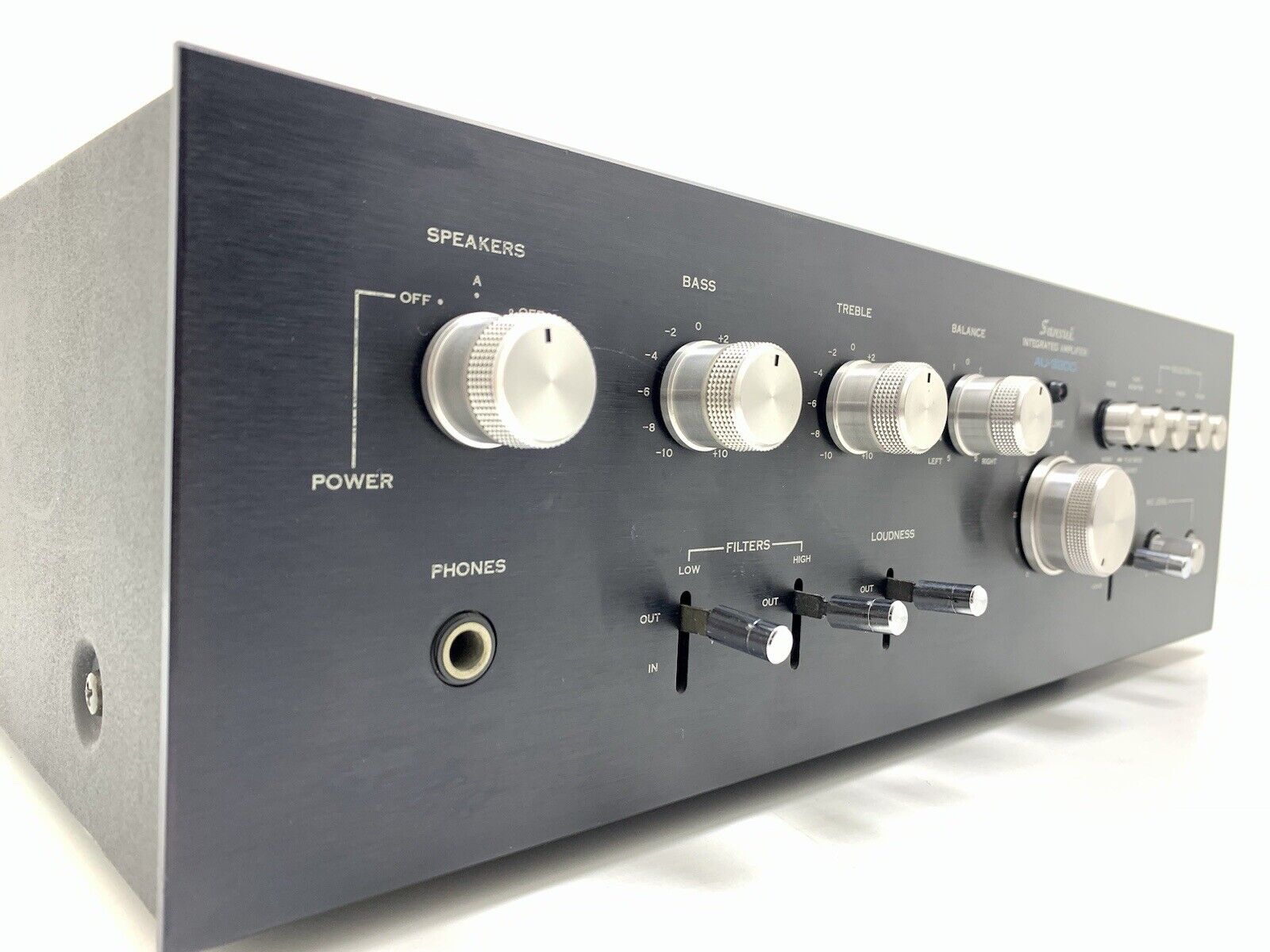 SANSUI AU-3300 Integrated Stereo Amplifier 2x38 WRMS Vintage 1975