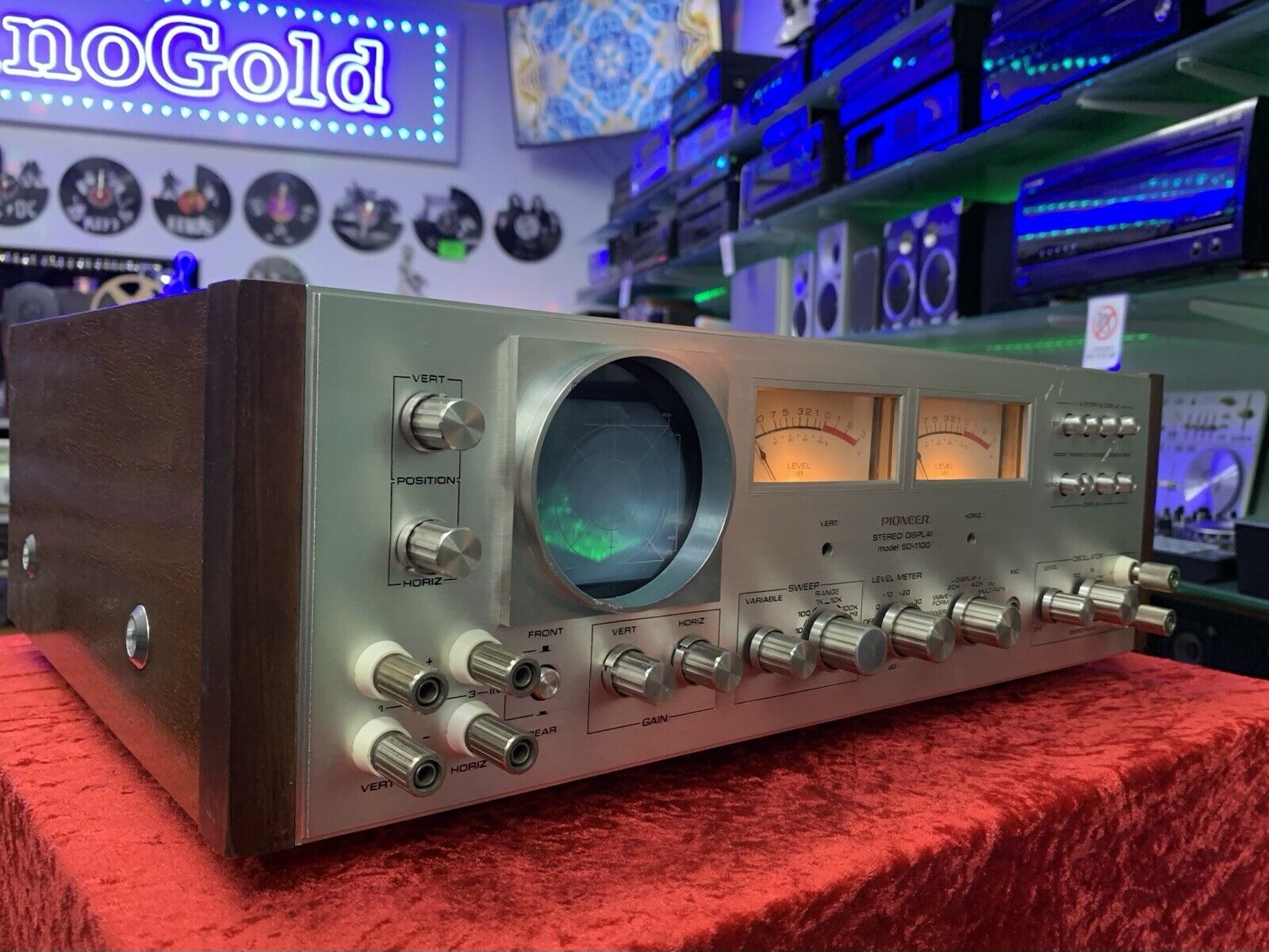 PIONEER SD-1100 Stereo Display Audio Scope VERY RARE Vintage 1972 WORK Good Look