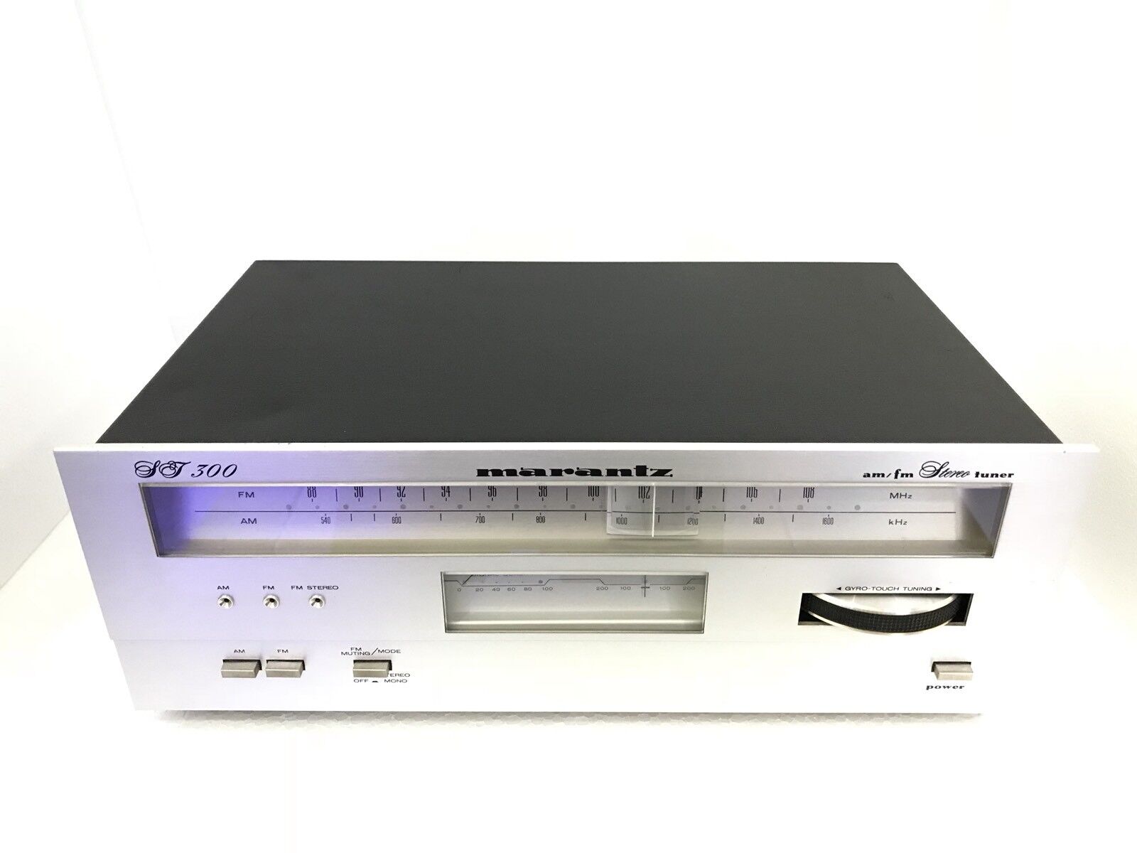 MARANTZ ST-300 AM FM Stereo Tuner analogue Rare Vintage 1980 Like New