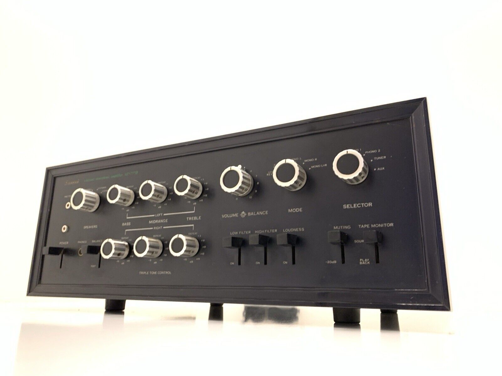 SANSUI AU 777D Solid State Amplifier 30+30 Watts RMS Vintage 1969 WORK Good Look