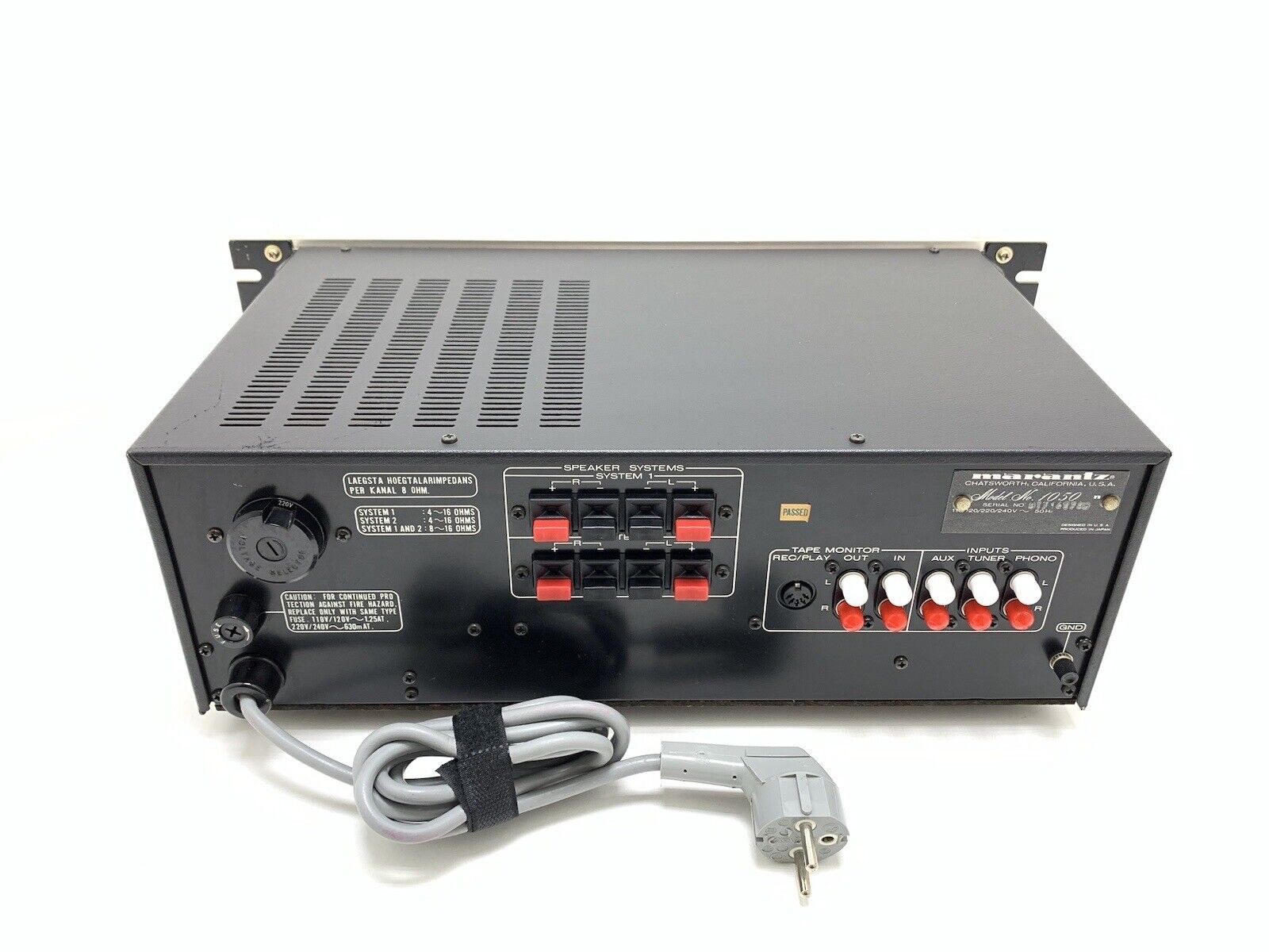 MARANTZ 1050 Rack Stereo Integrated Amplifier 50 RMS Vintage 1978 WORK Good Look