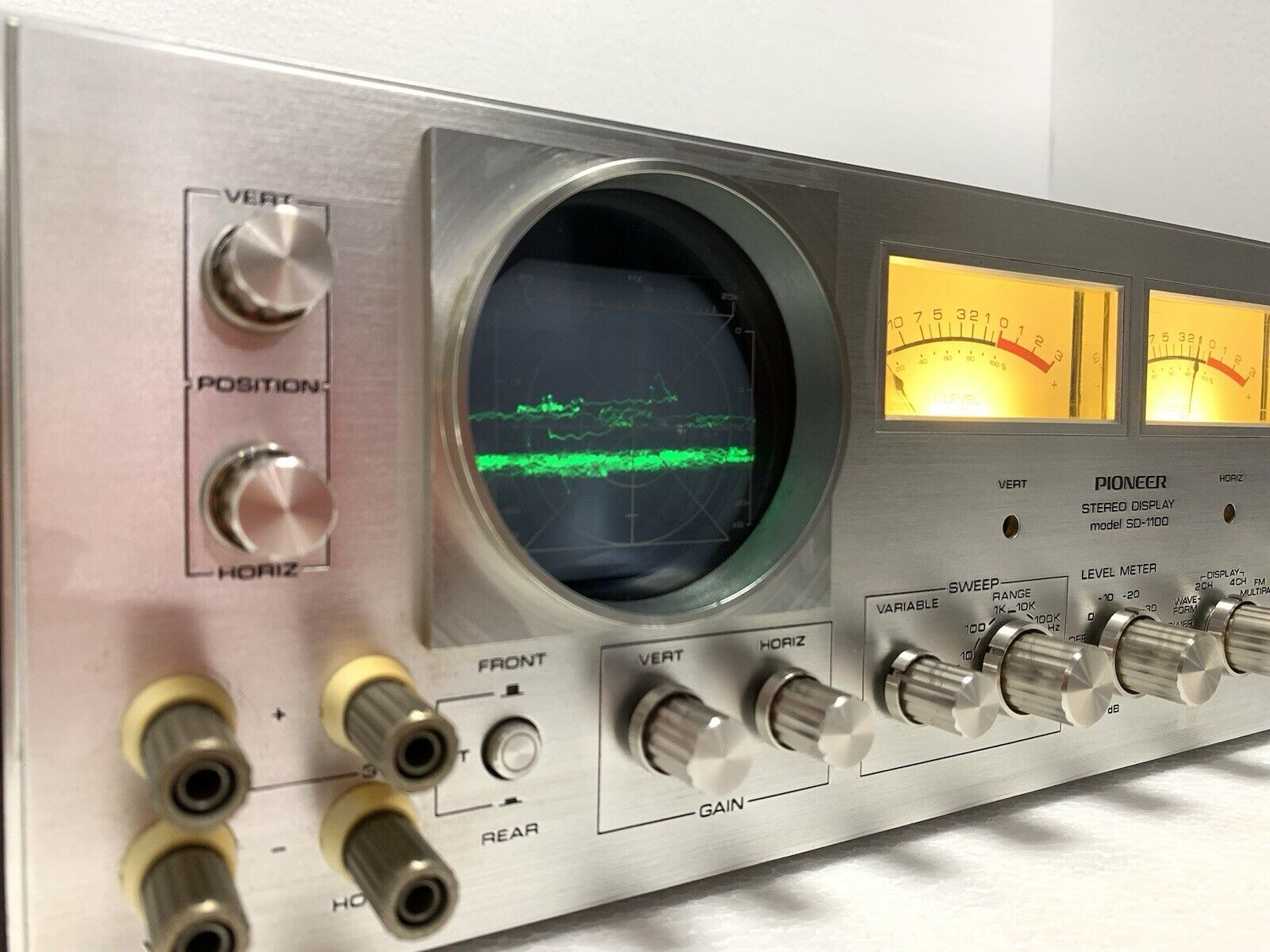 PIONEER SD-1100 Stereo Display Audio Scope VERY RARE Vintage 1972 WORK Good Look