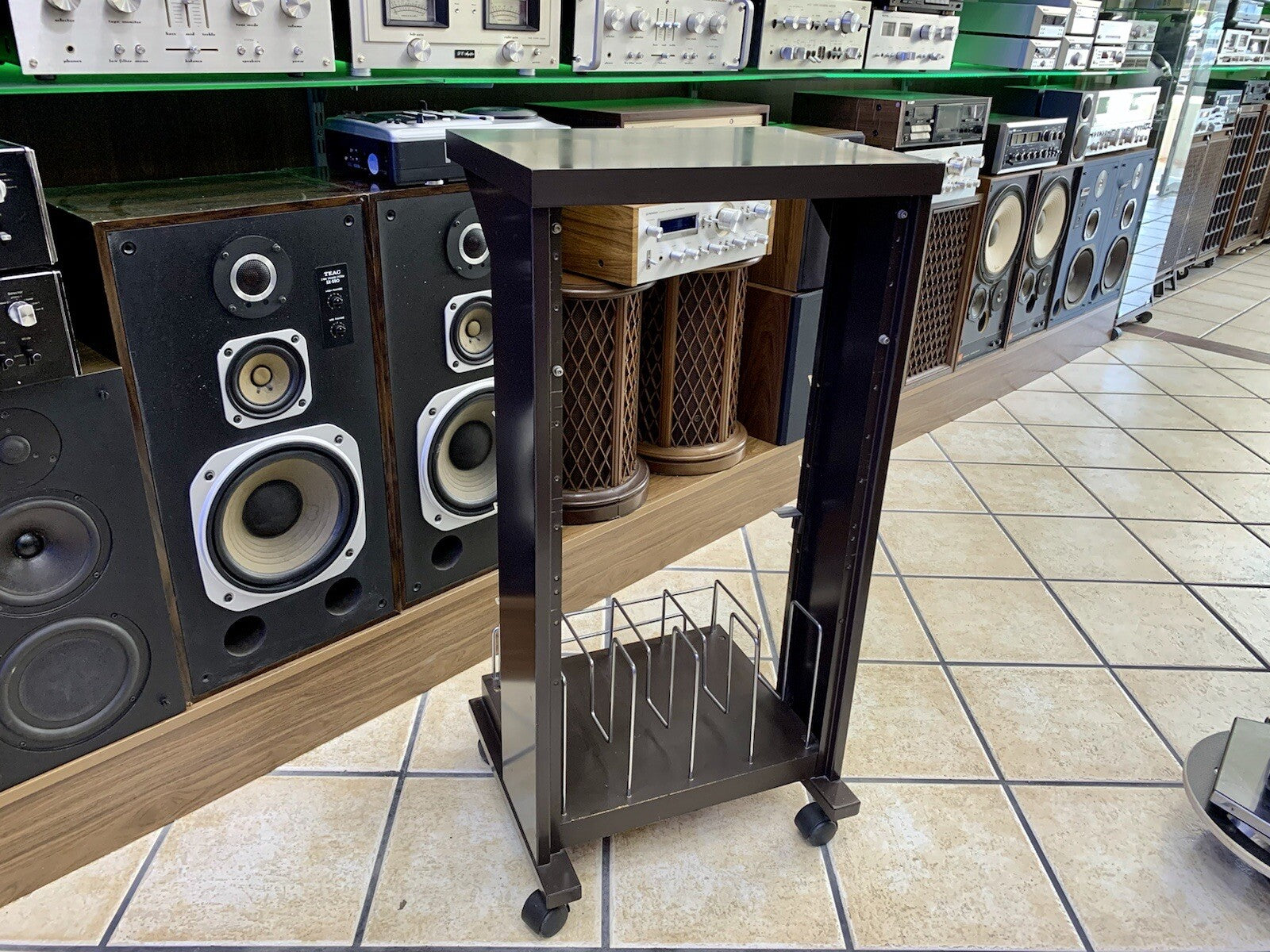 FISHER RA-7000 Original Audio Rack Very Rare Vintage 70's for TECHNICS Good Look