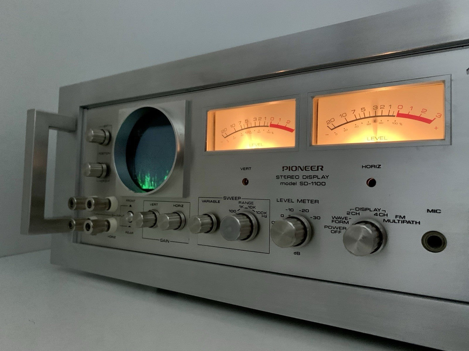 PIONEER SD-1100 Stereo Rack Display Audio Scope RARE Vintage 1972 WORK Good Look