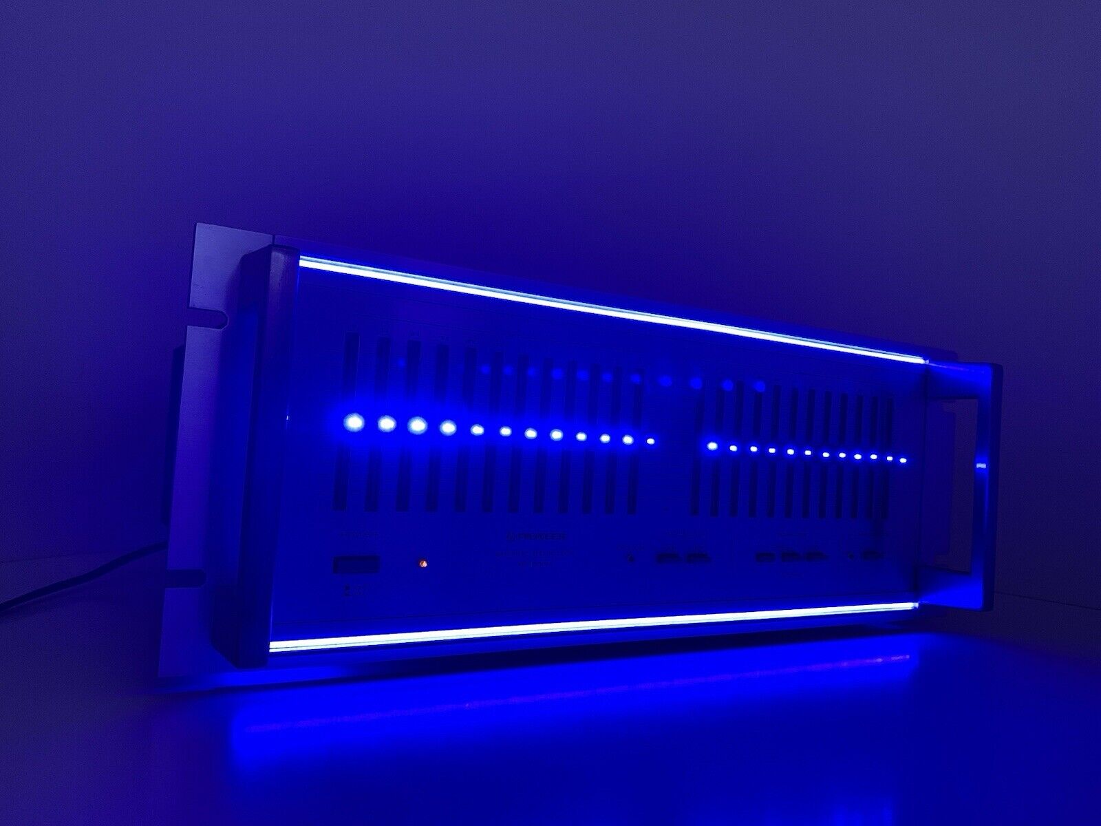 PIONEER SG 9800 RARE SPEC RACK Graphic Equalizer BLUE LED Vintage Work Like New