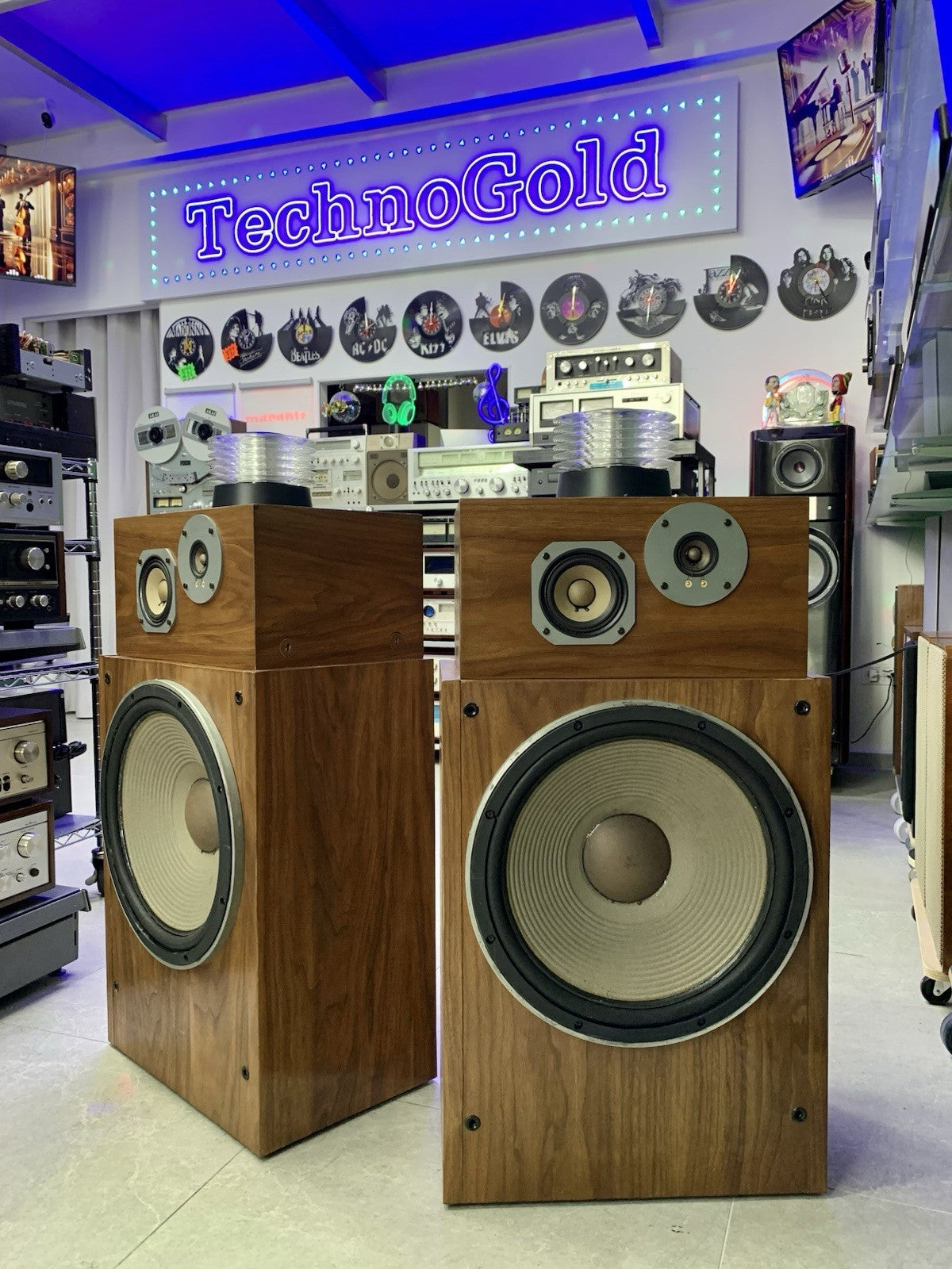 PIONEER HPM 1500 High End SPEAKERS 4 Way 125 Watts RMS Vintage  WORK GOOD LOOK