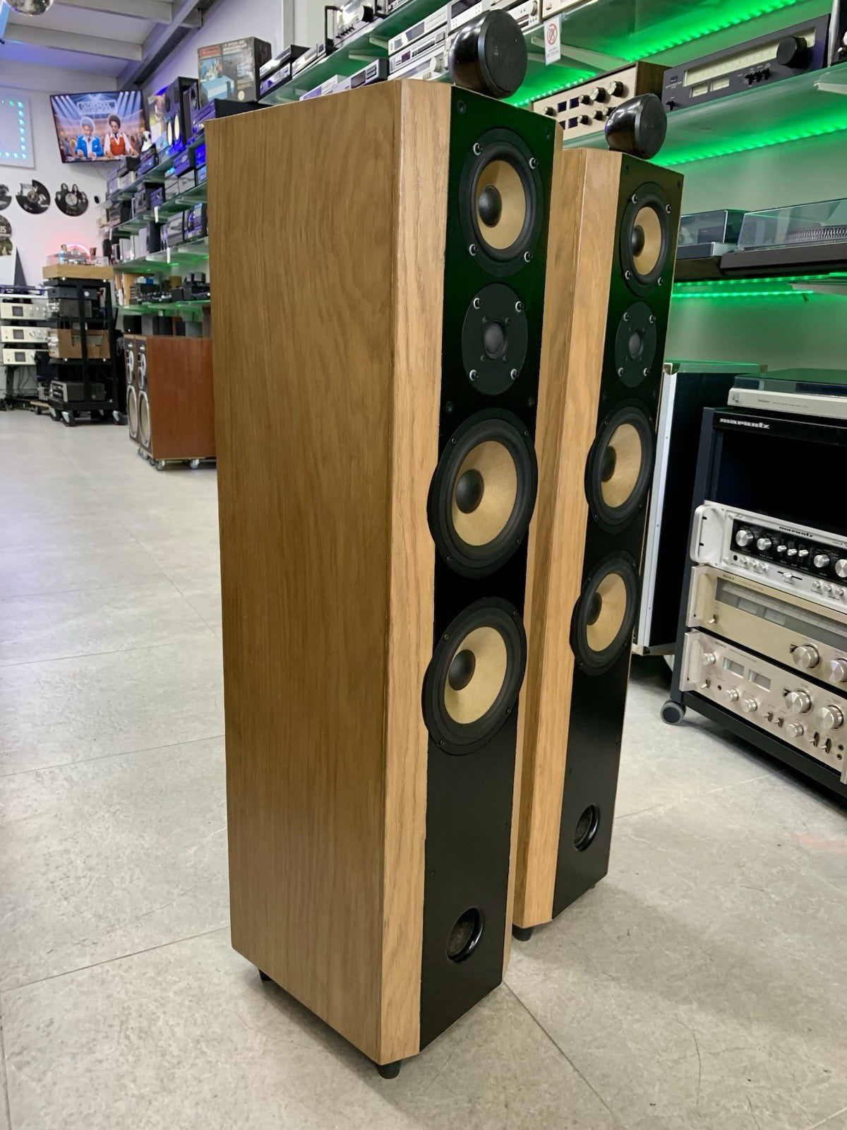 SONY SS X9ED High End Speakers 4 Way 250 Watts RMS Vintage 2000 WORK Good Look