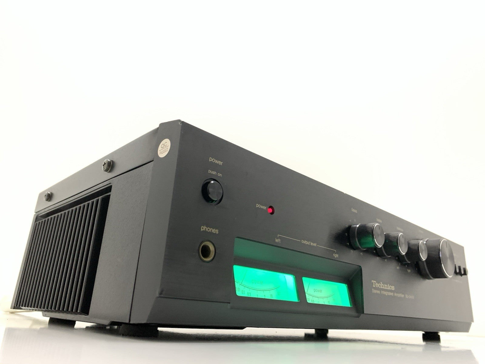 TECHNICS SU 2400 Stereo Integrated Amplifier 22+22 W RMS Vintage