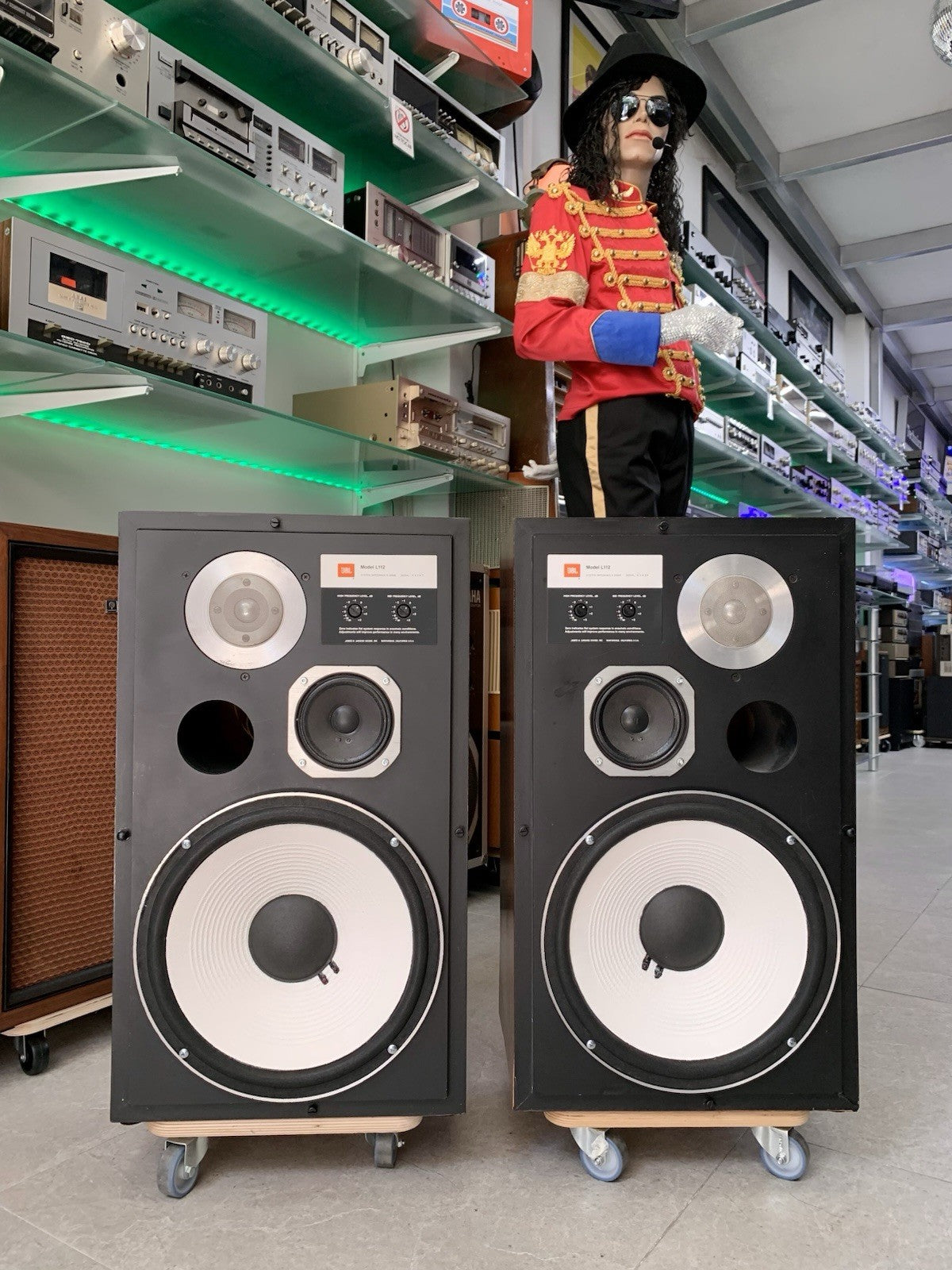 JBL L 112 LEGENDARY Speakers 300 Watts Vintage 1980 Refurbished WORK LIKE NEW