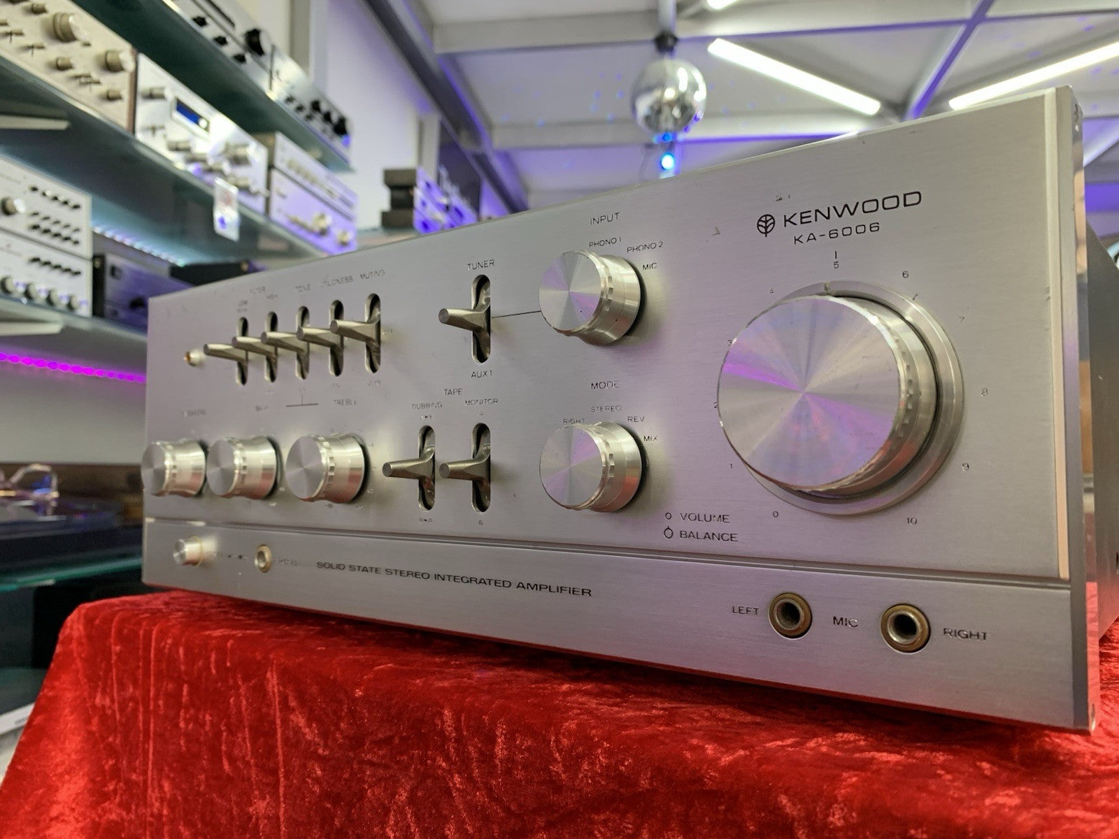 KENWOOD KA 6006 Integrated Stereo Amplifier 2X48 Watts RMS Vintage 1974 GoodLook