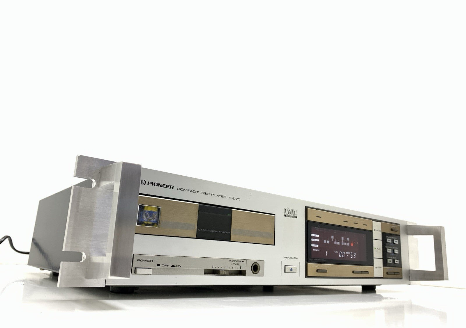 PIONEER P D70 Compact Disc CD Player Exclusive Handles RACK 19" WORK Good Look