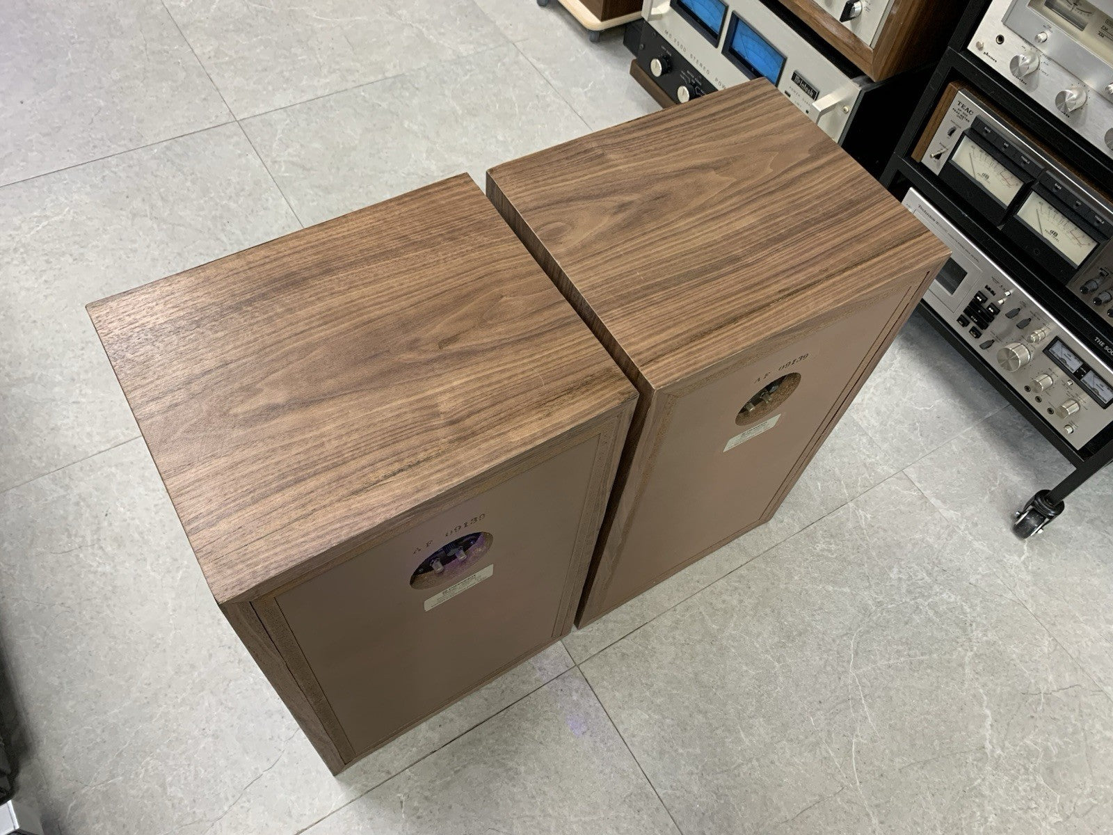 PIONEER HPM 30 SPEAKERS 60W RMS 3Way Vintage 1979 WORK New Wood Walnut GOOD LOOK