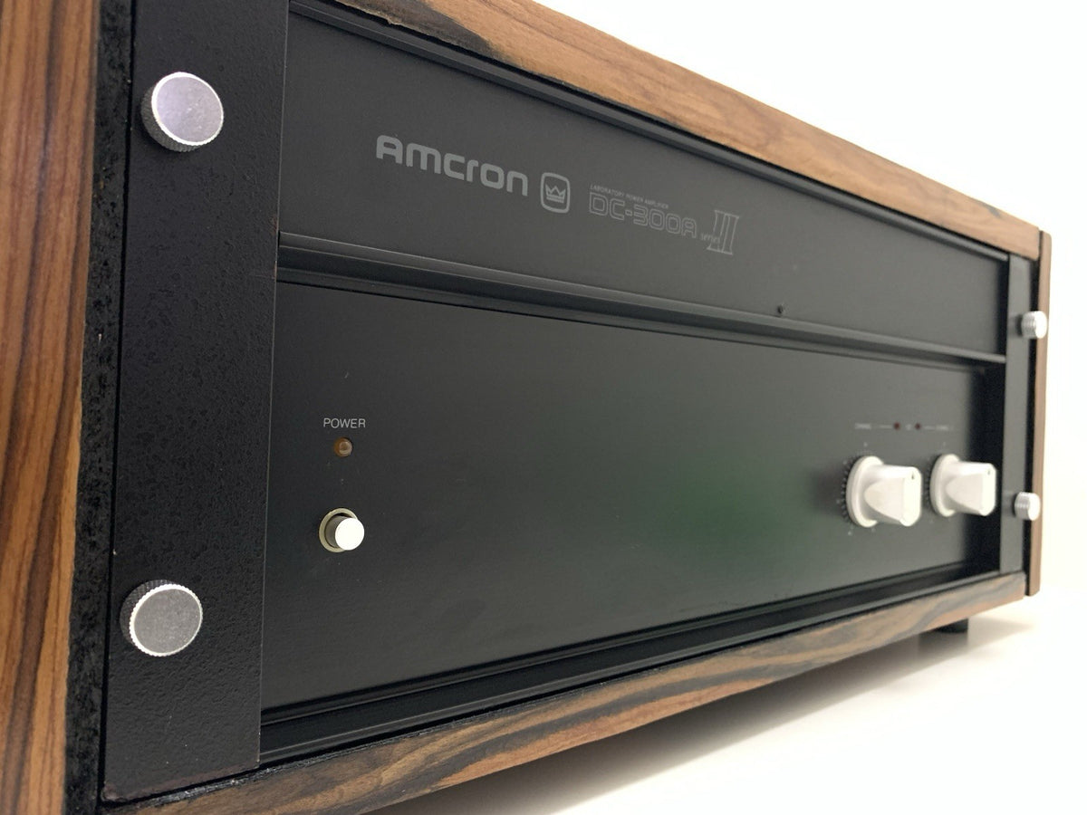 CROWN AMCRON DC 300 Series II Stereo Power Amplifier 2 X 175WRMS Vintage Working