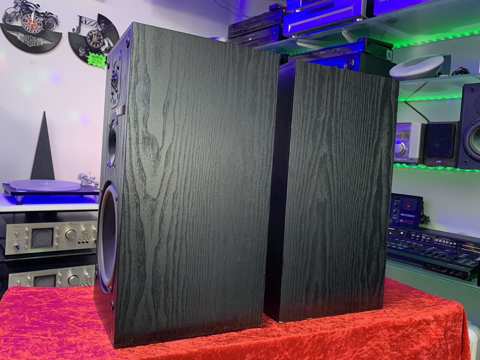 MAGNAT CONCEPT 3 Speaker 3 Way 130 Watts RMS Vintage WORK Good Look