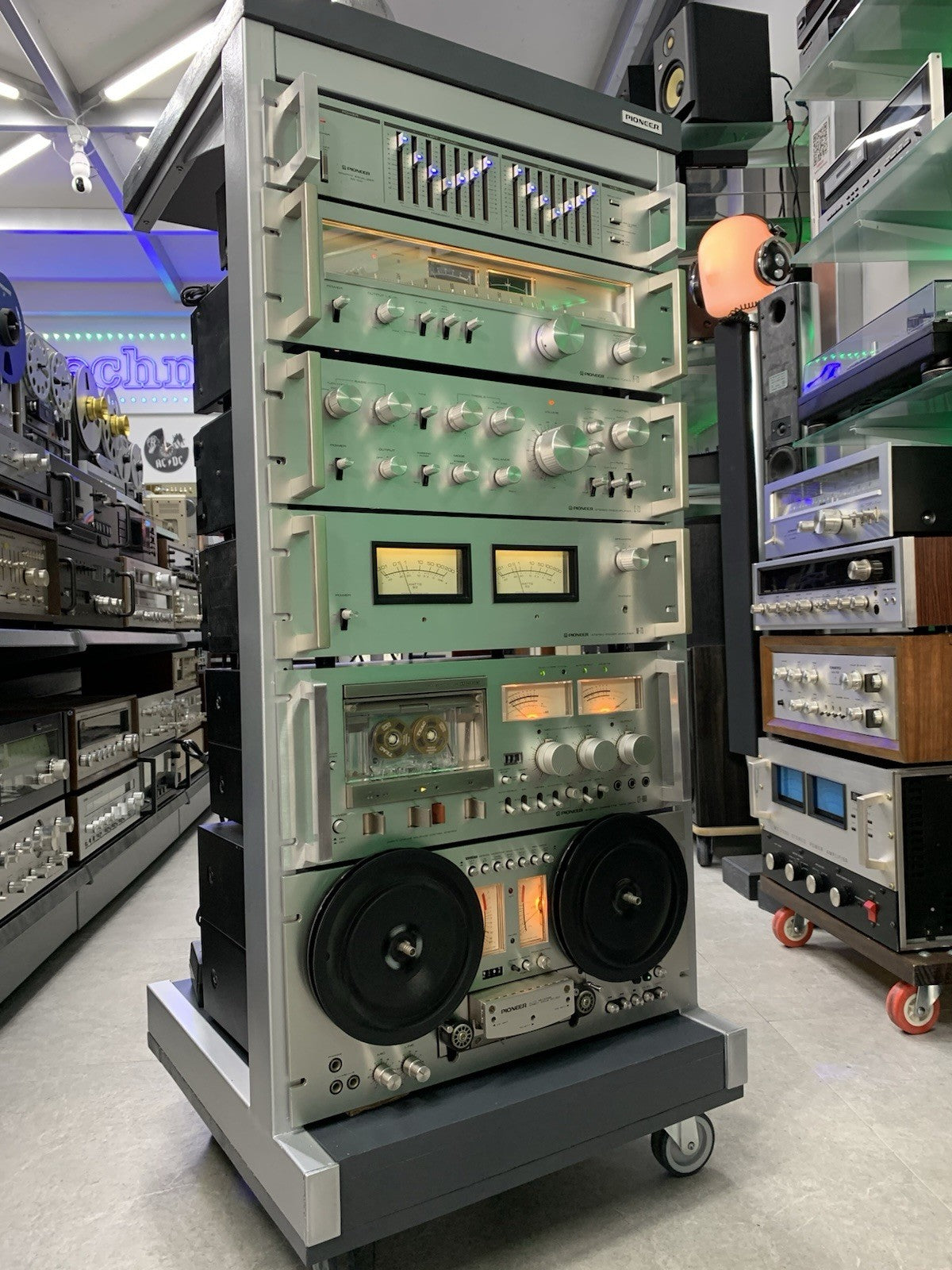 Hi End Rack PIONEER Hi End System Rack JA R2S SG 100 F 73 C 73 M 73 CT 800 RT 707 ...