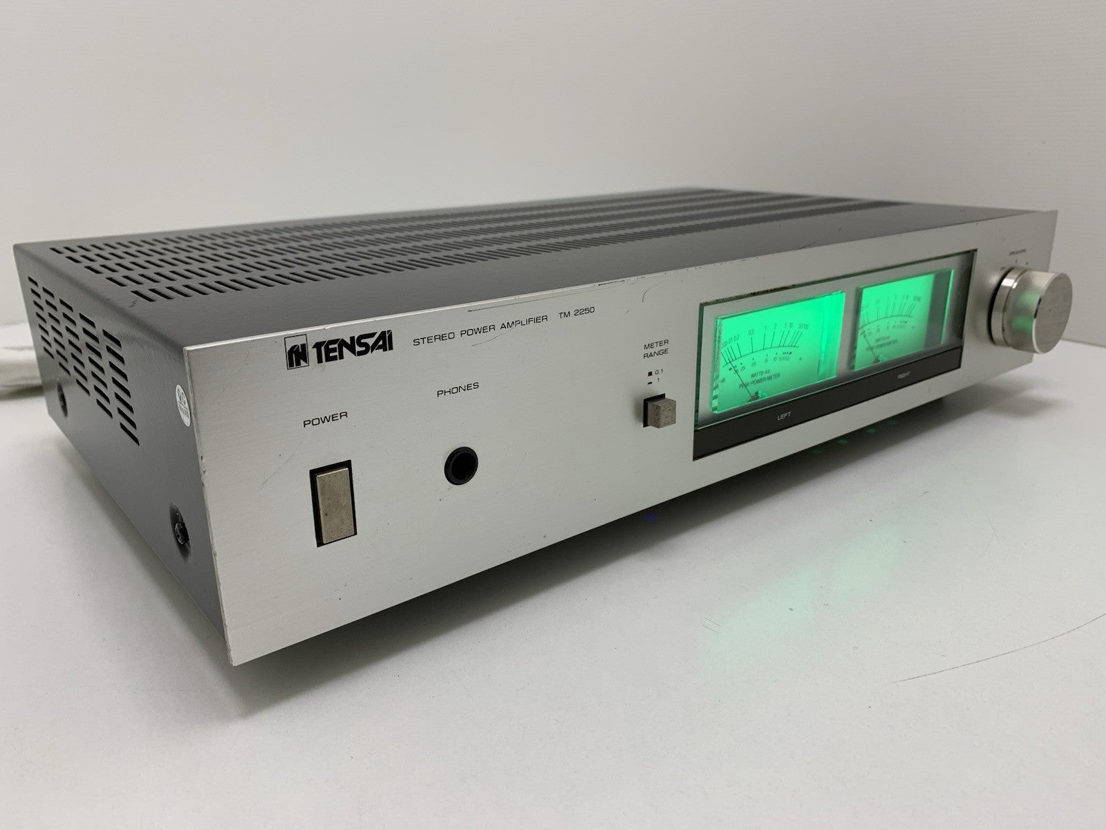 TENSAI TM 2250 Stereo Power Amplifier 100 Watts RMS Vintage 1980 WORK Good Look