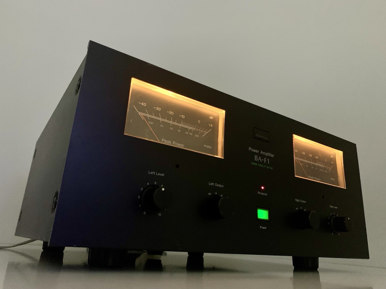 Sansui BA-F1 パワーアンプ SANSUI BA-F1の仕様 サンスイ