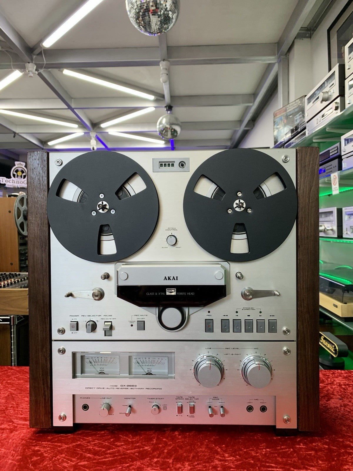 AKAI GX 266 II Open Reel Tape 4 Track 6 Heads Vintage Auto Reverse WORK GoodLook