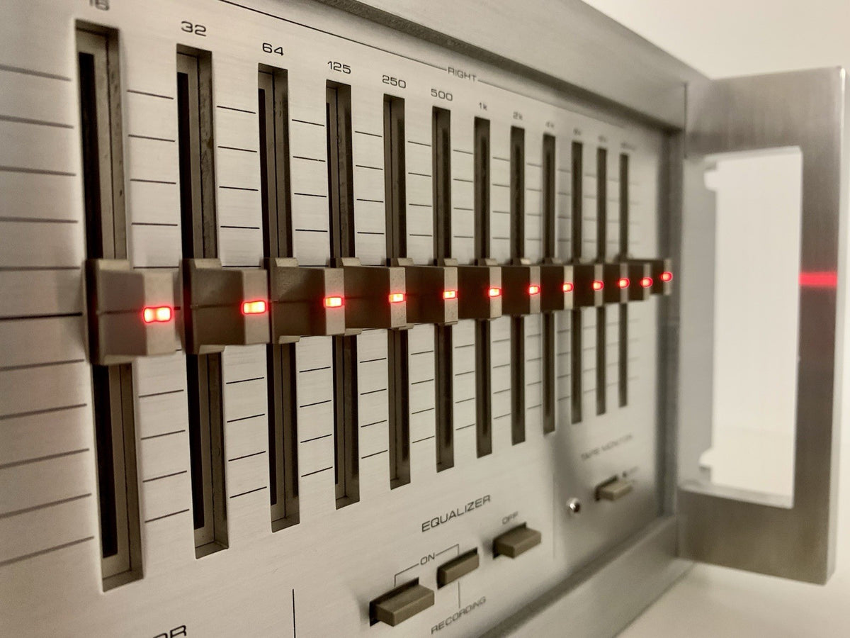 PIONEER SG 9800 Graphic Equalizer With Handles NEW RED LED Vintage WORK GoodLOOK
