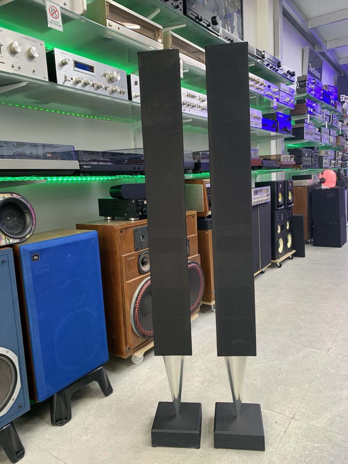 Bang Olufsen B&o BEOLAB 8000 Vintage Active Speaker 2 Way 125WRMS Work Good Look