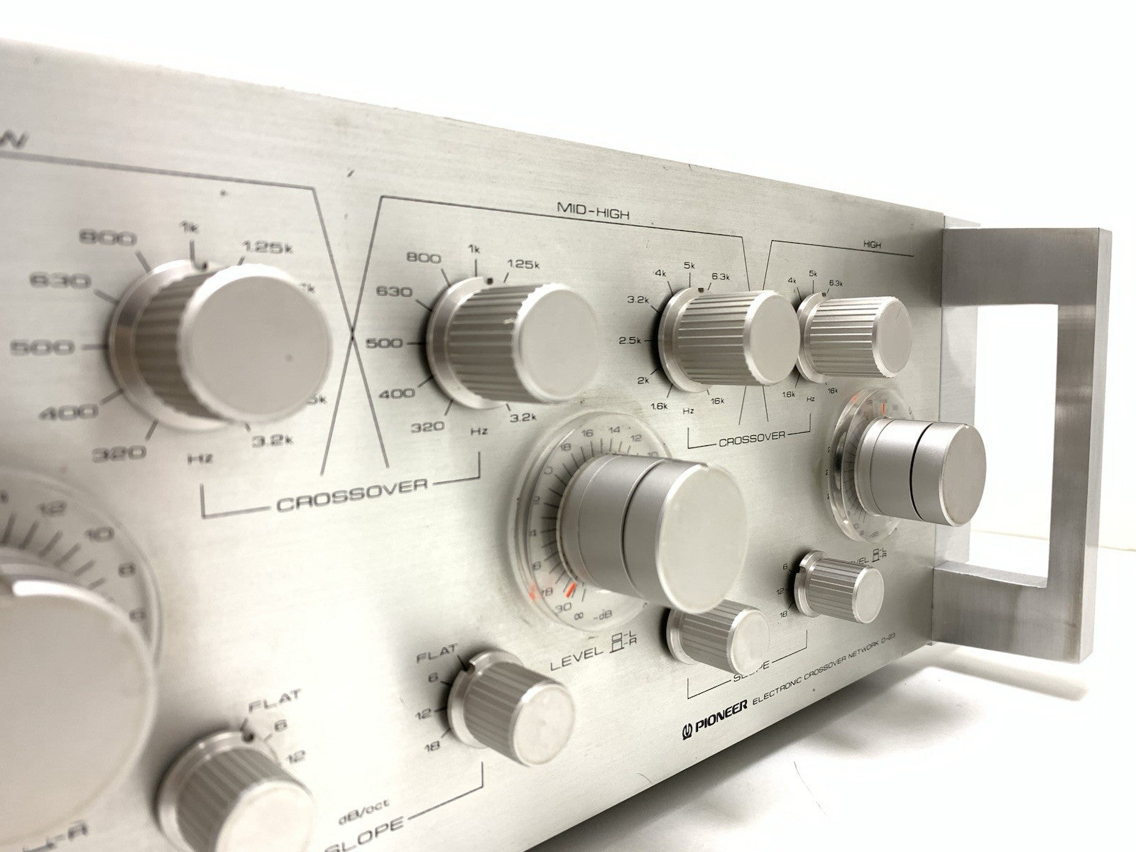 PIONEER D 23 Professional ELECTRONIC CROSSOVER with HANDLES 4 Way