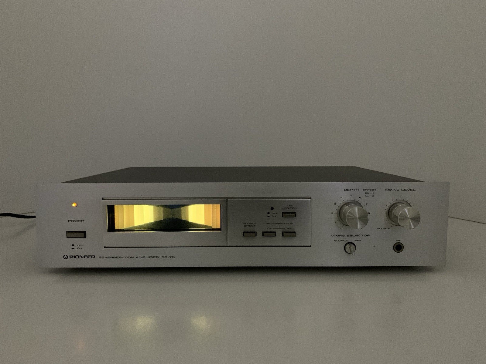 PIONEER Stereo REVERBERATION AMPLIFIER SR-70 Vintage 1980 Work PERFECT Good Look