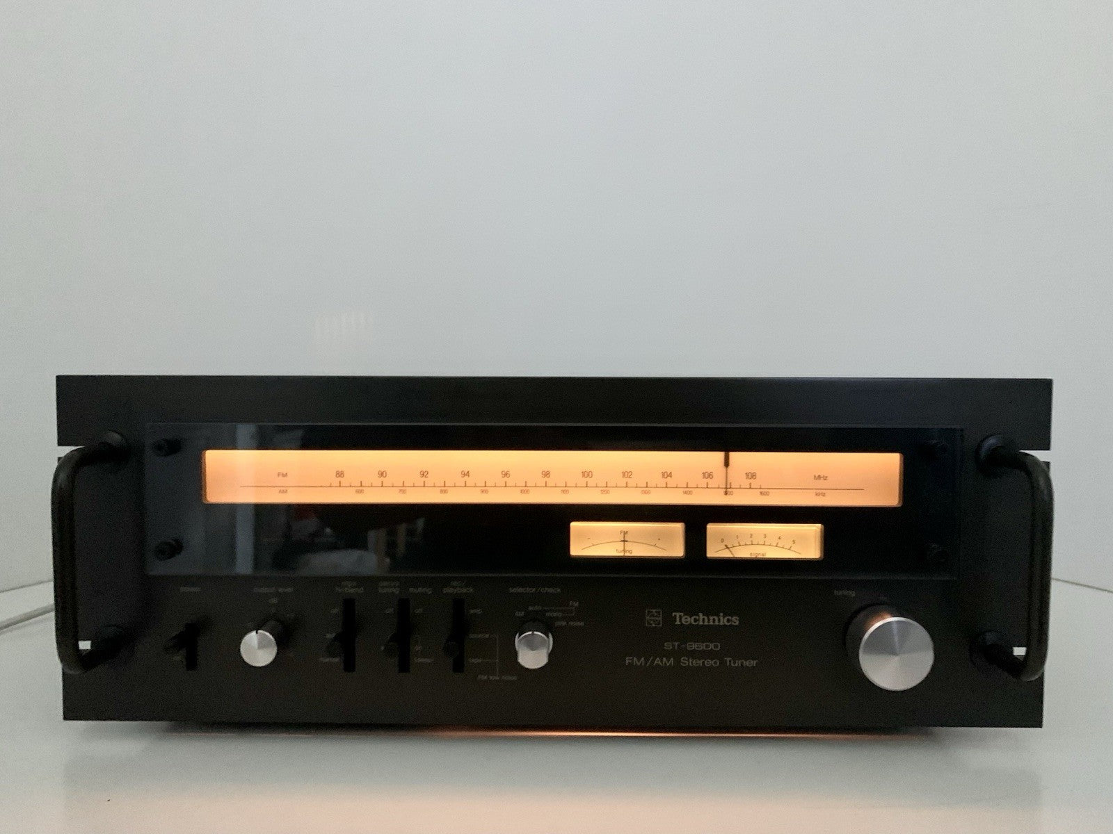 TECHNICS ST 9600 AM/FM Stereo Tuner Classic Hi Fi Vintage 1977 Working Good Look