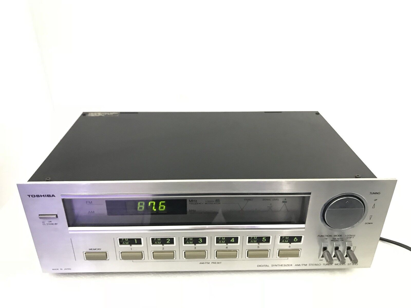 TOSHIBA ST-445 AM-FM Stereo Digital Tuner Vintage 1980 High End Refurbished 100%