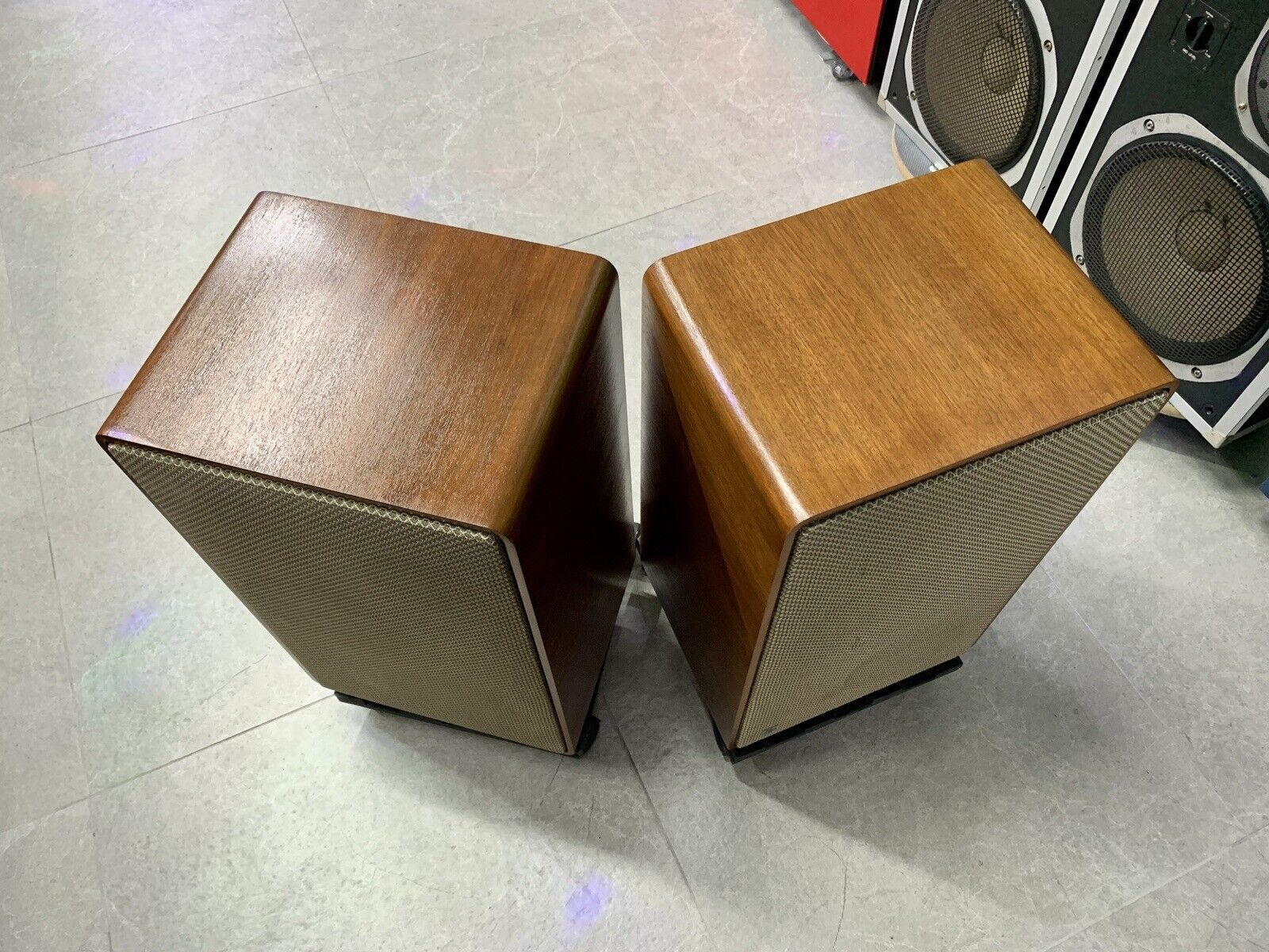 HILTON SOFTLINE SL600 Elektroakustische Geräte Speaker 70W Vintage WORK GoodLook