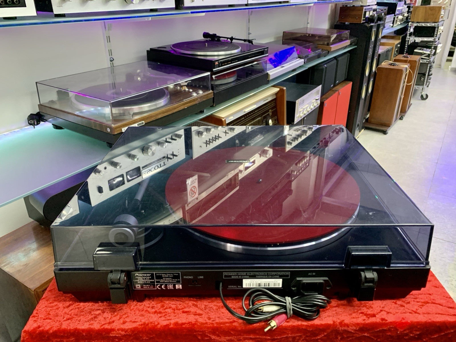 PIONEER PL 30 K Turntable Belt Drive LINE OUTPUT  Vintage Work Perfect Good Look