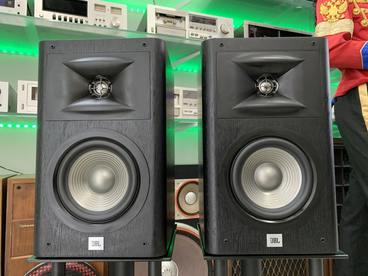 JBL Studio 230 Monitor Speakers 2 Way 150 Watts RMS Vintage WORK Good Look