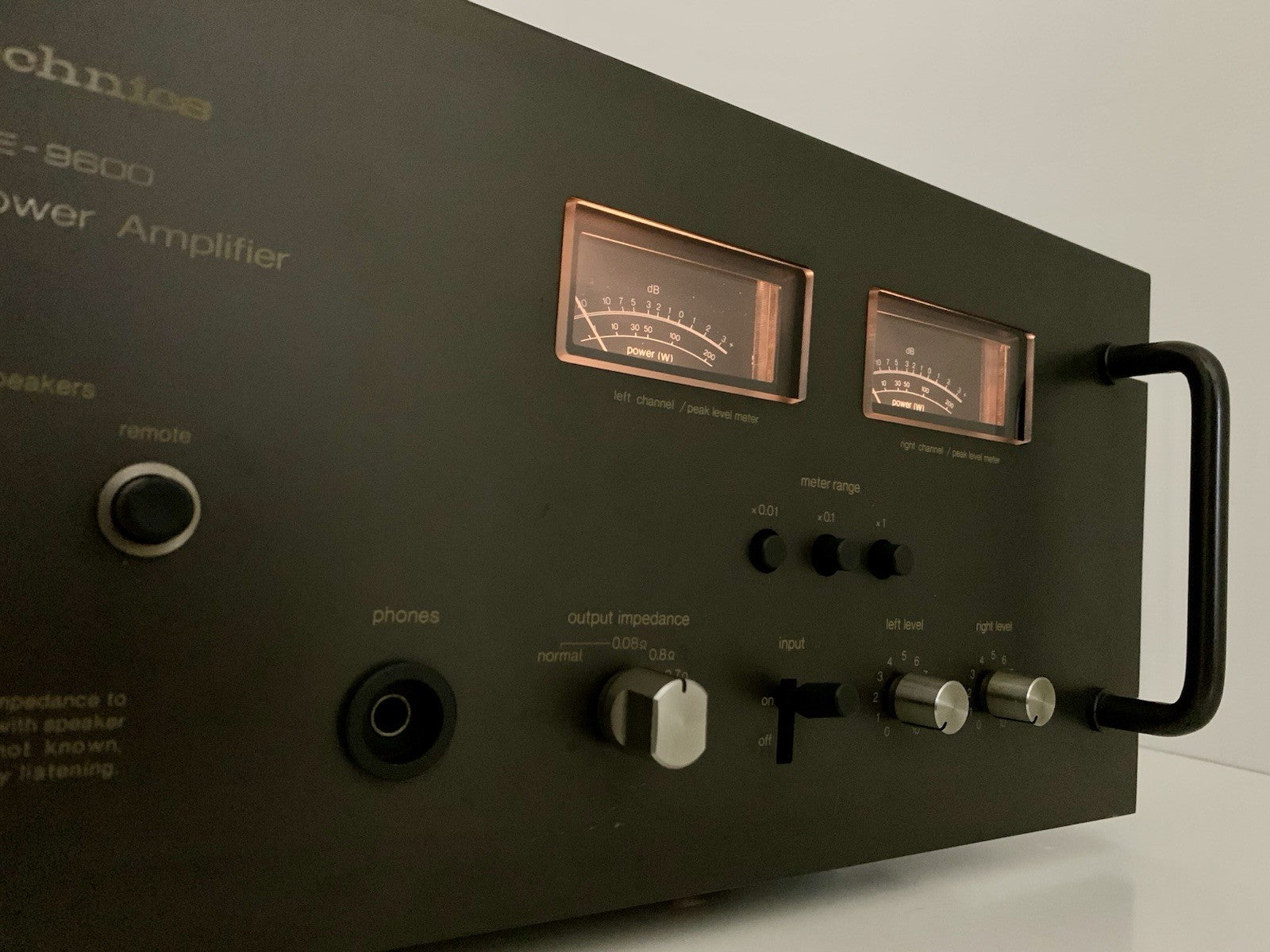 TECHNICS SE 9600 Power Amplifier 2 X 110 Watts RMS Vintage 1975 WORK GOOD LOOK