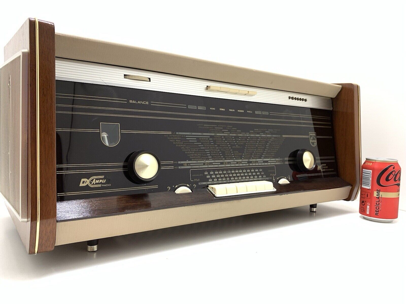 Radio PHILIPS B6X94A Eindhoven tubes FM Vaccum Tube Vintage 1959 WORK Good Look