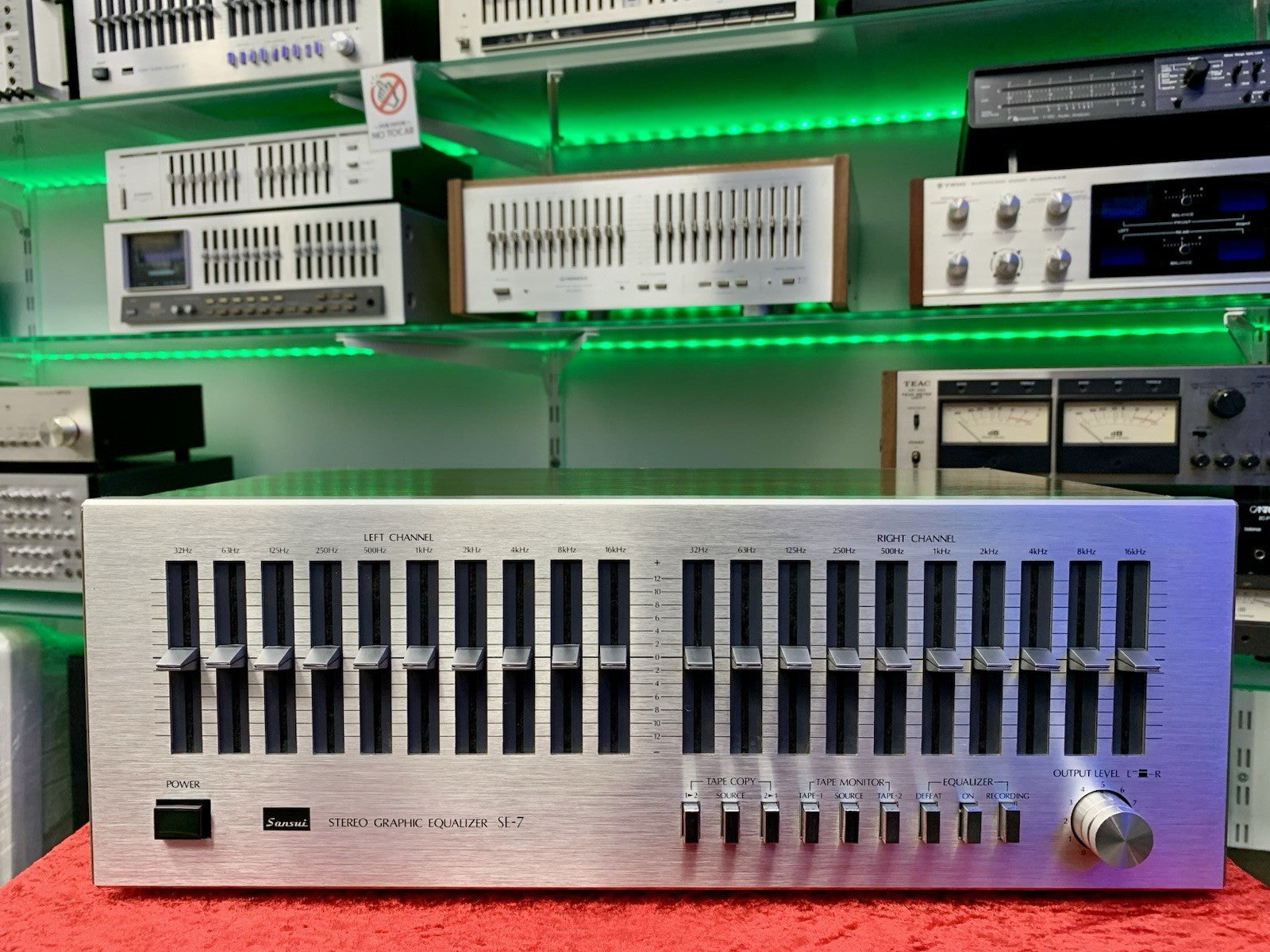 Sansui SE-7 Stereo Graphic Equalizer Vintage 1979 Wood Work Like New Good Look