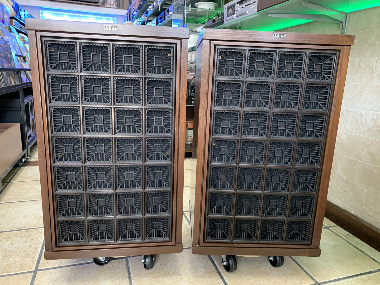 AKAI SW-180 Rare Original Speakers 3 Way 60W RMS Vintage WORK Perfect Good Look