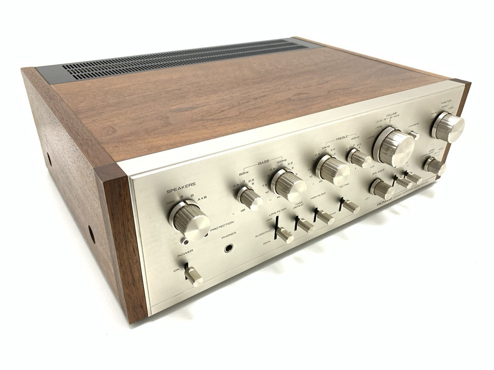 PIONEER SA 810 HiFi Stereo Amplifier 40+40 Watts RMS Vintage 1974 WORK Good Look