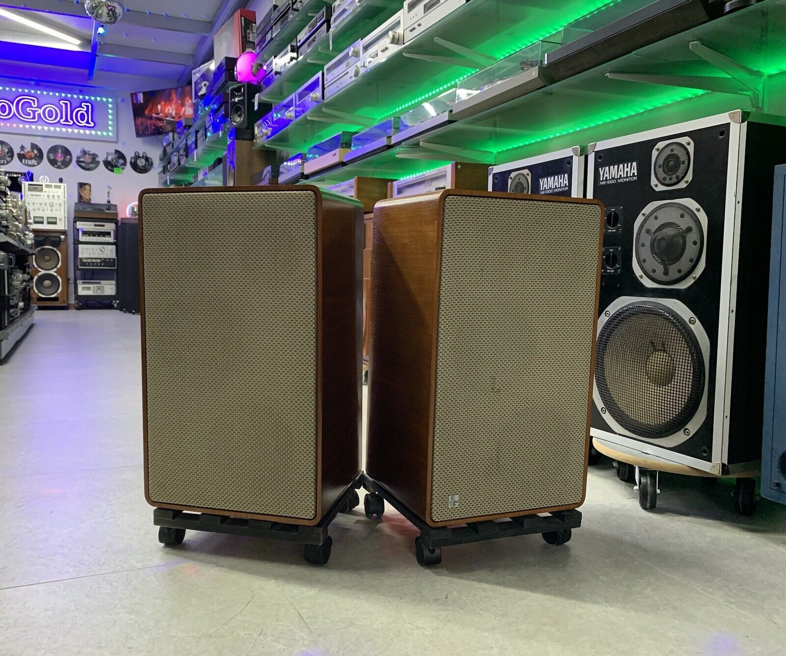 HILTON SOFTLINE SL600 Elektroakustische Geräte Speaker 70W Vintage WORK GoodLook