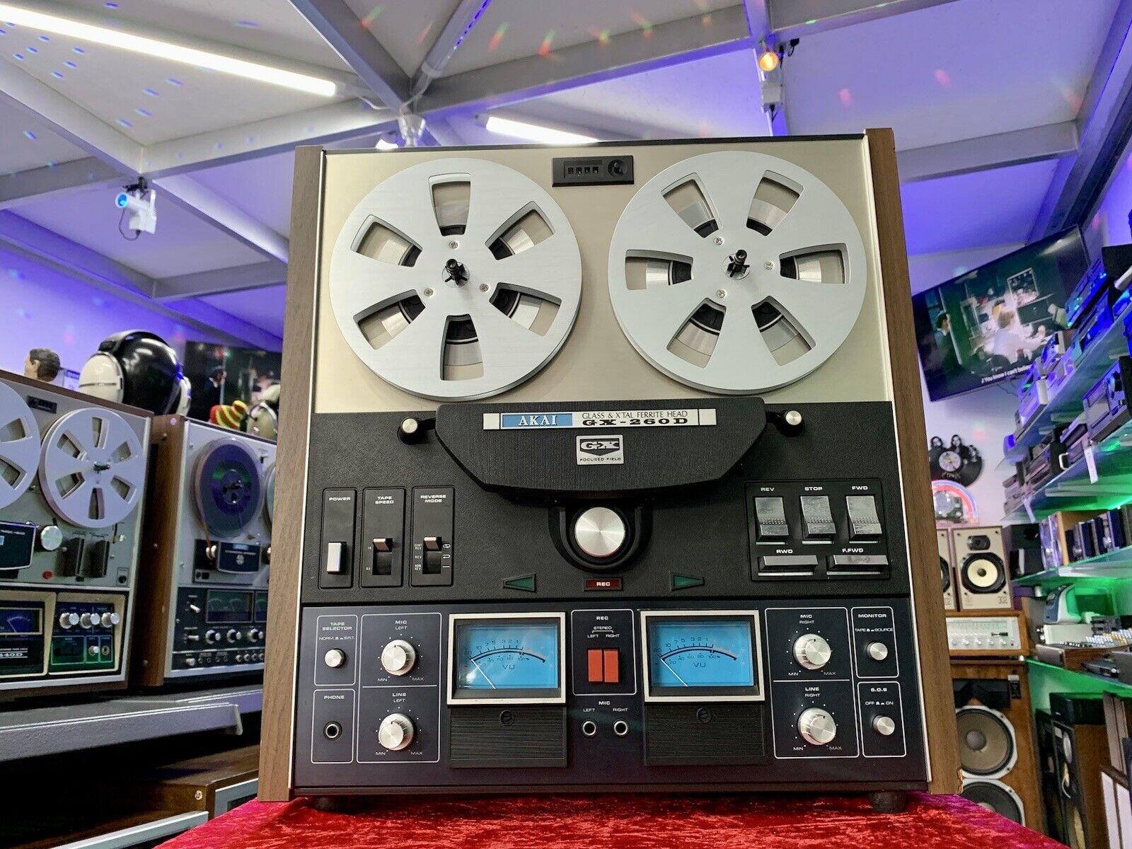 AKAI GX 260D Tape Reel to Reel 4Track 7" Vintage 1973 AutoReverse WORK Good Look