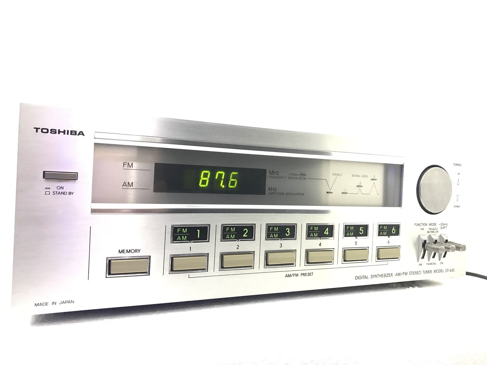TOSHIBA ST-445 AM-FM Stereo Digital Tuner Vintage 1980 High End Refurbished 100%
