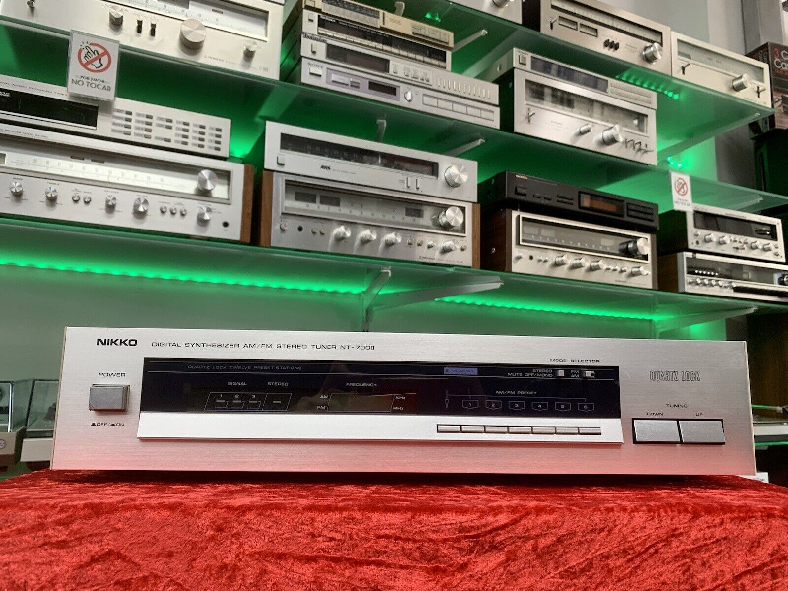 NIKKO NT-700 II AM/FM Stereo Digital Tuner Vintage 1981 Hi Fi Working Good Look