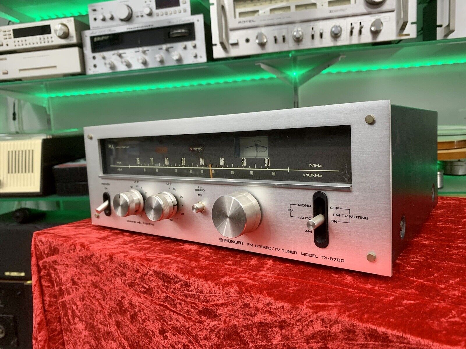 PIONEER TX-6700 TV VHF UHF AM FM Stereo RARE Tuner Vintage 1975