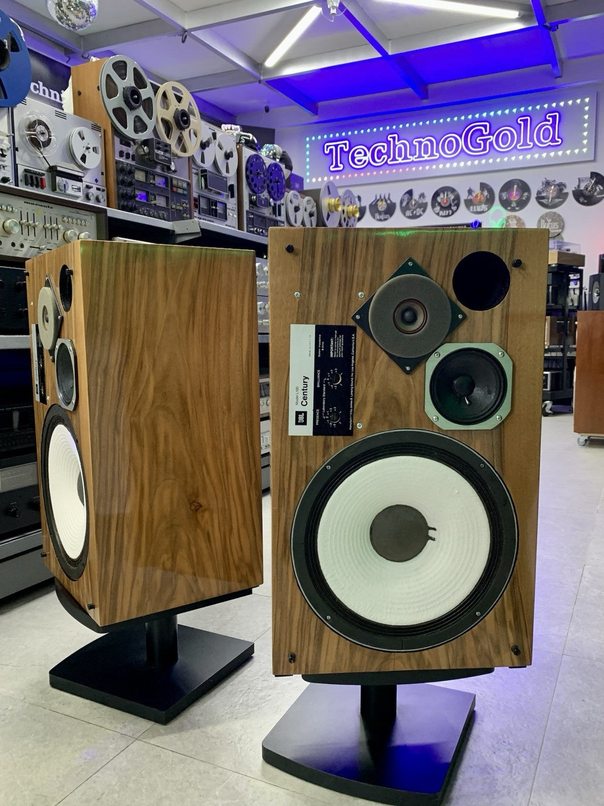 JBL L 100 Century LEGENDARY Studio Monitor Speakers Vintage 1970 WORK Like New