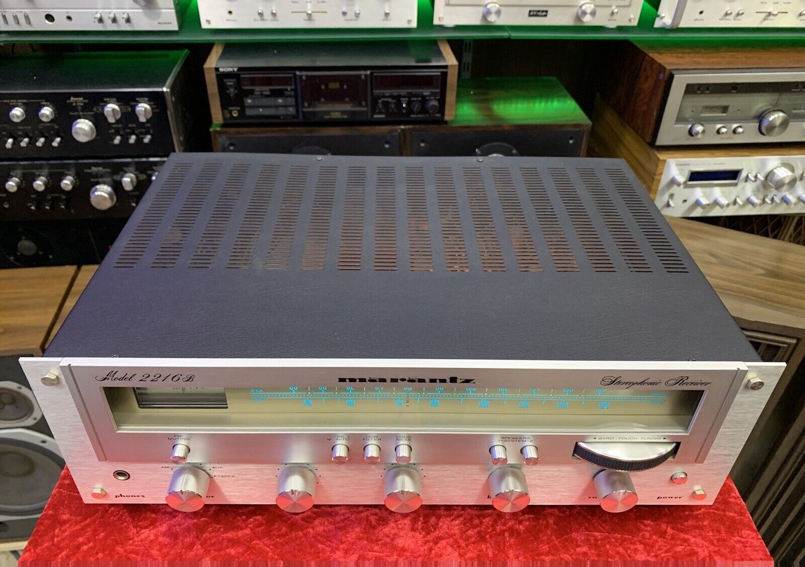 MARANTZ 2216B Stereo Receiver 32 Watts RMS Vintage 1977-80 RARE WORK Good Look