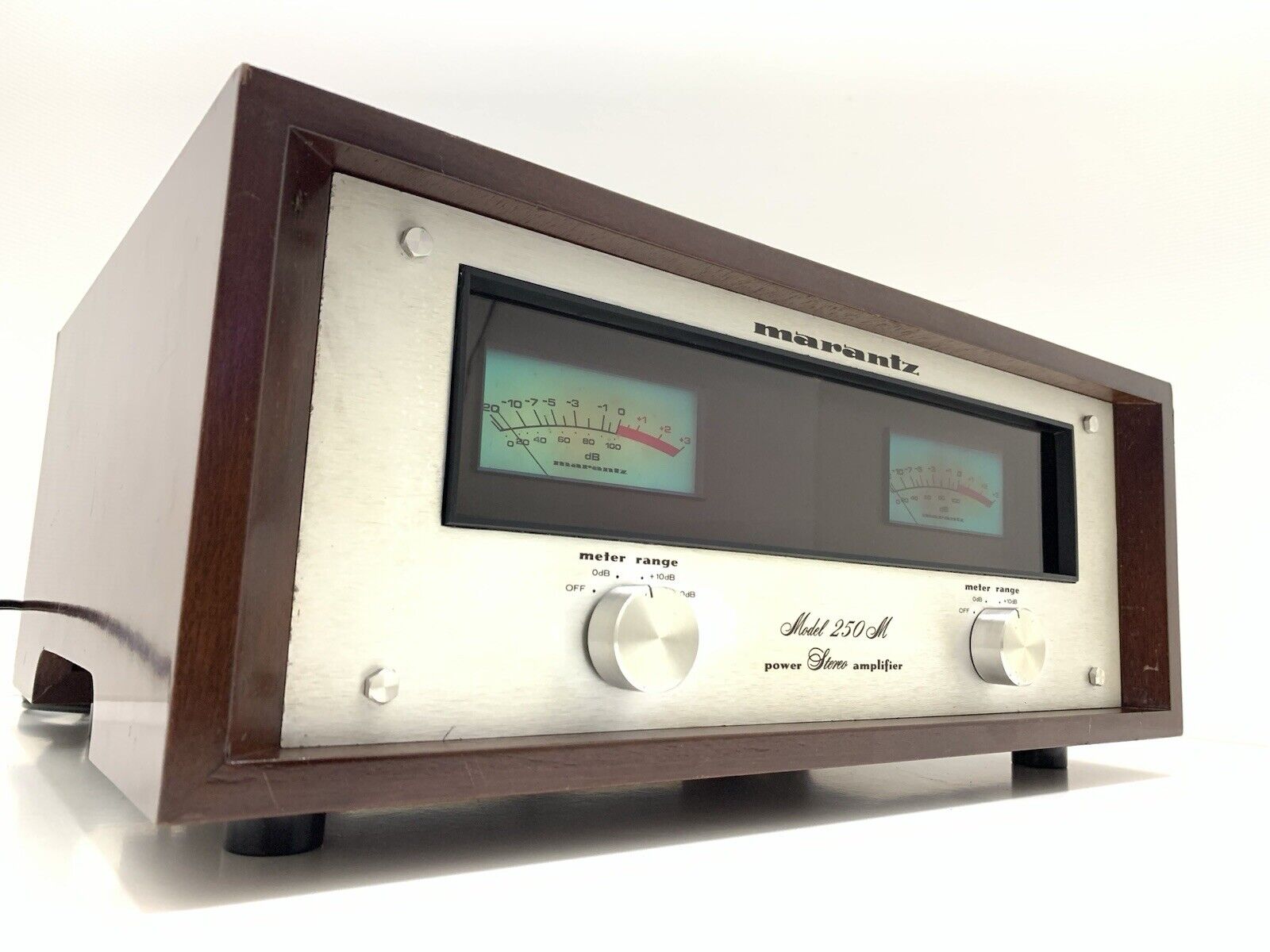 MARANTZ 250M Stereo Power Amplifier Wood Box 250WRMS Vintage 1976 WORK Good Look