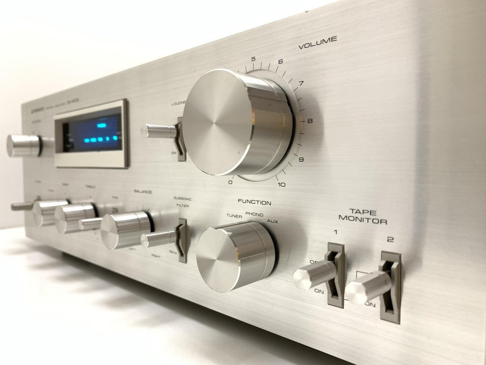 PIONEER SA 608 Stereo HiFi Amplifier 45+45 Watts RMS Vintage 1979 WORK GOOD LOOK